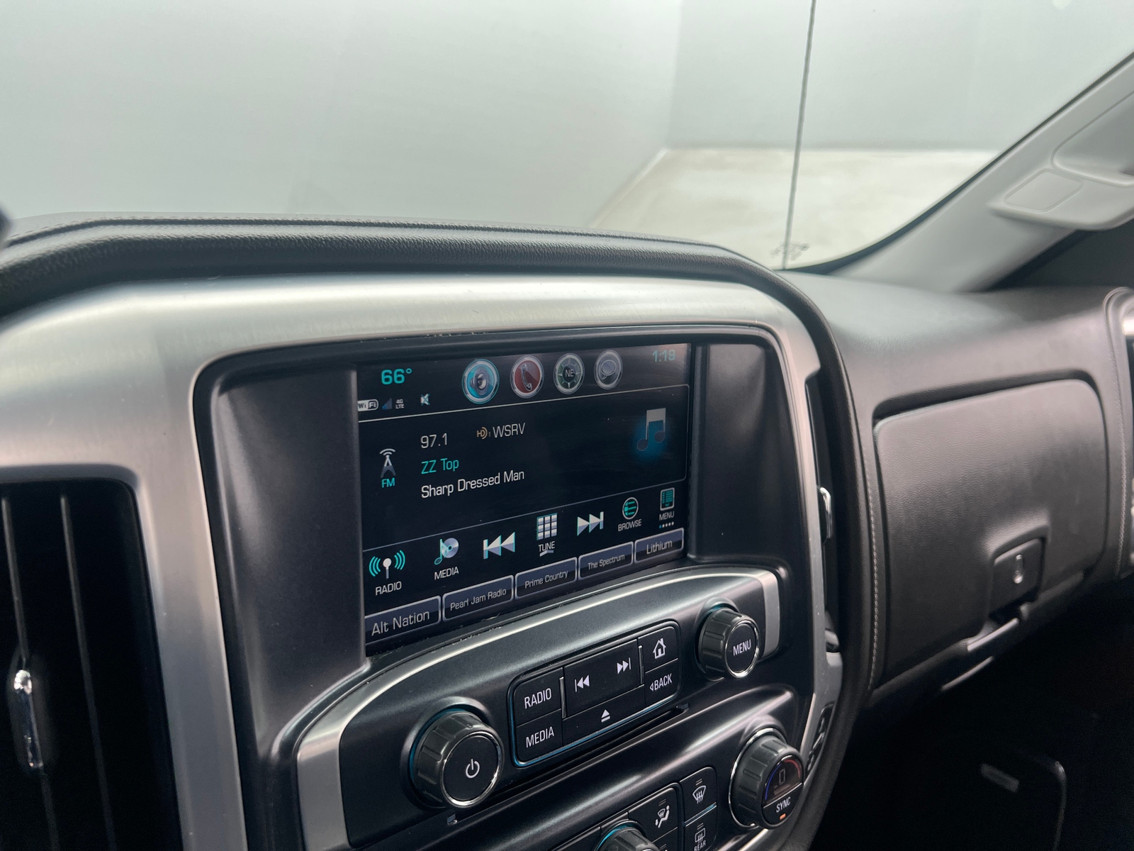 Thumbnail: 2017 GMC Sierra 1500 - 3