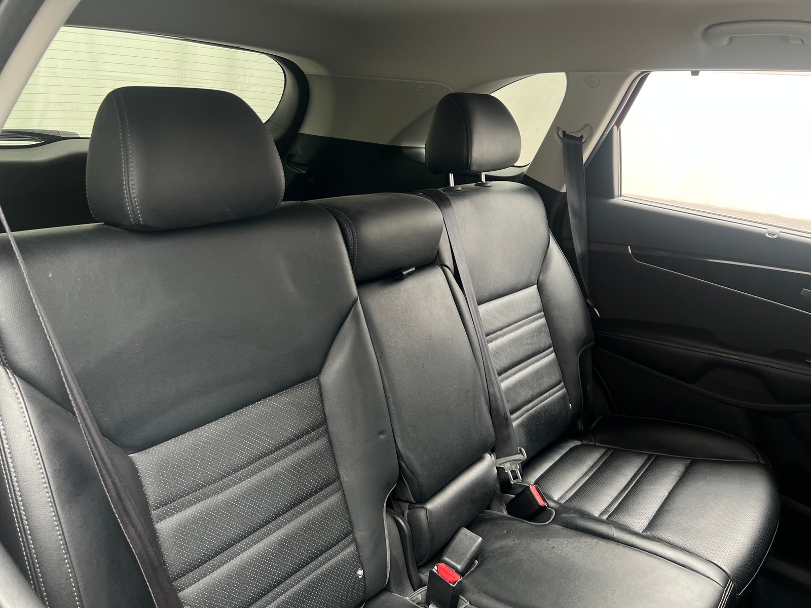 Thumbnail: 2016 Kia Sorento - 5