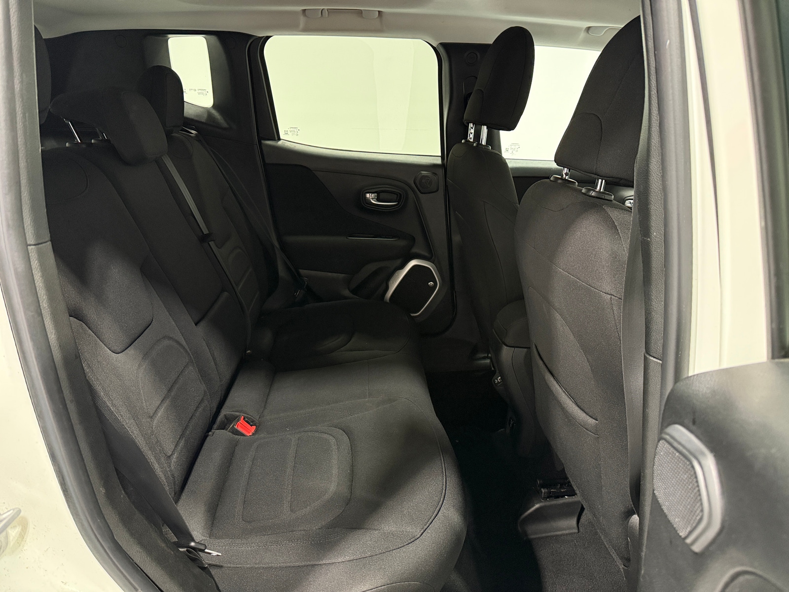 Thumbnail: 2018 Jeep Renegade - 6