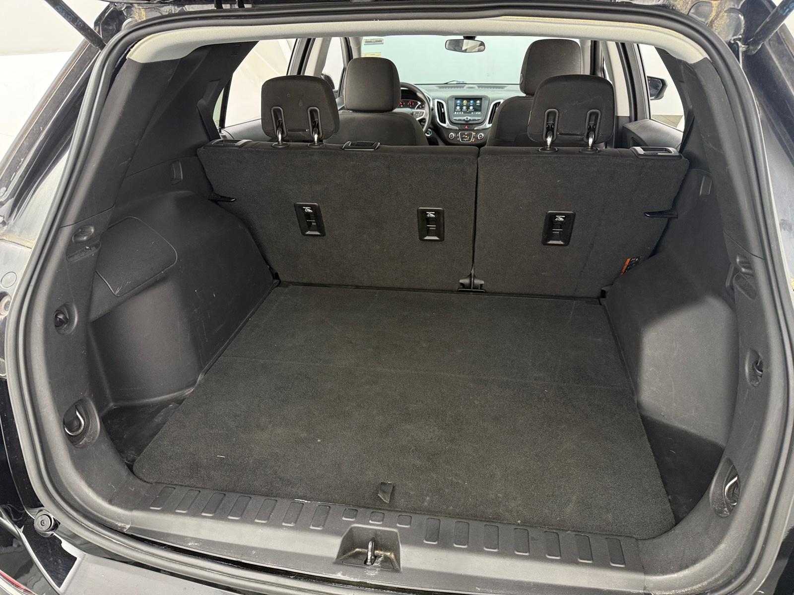 Thumbnail: 2019 Chevrolet Equinox - 6