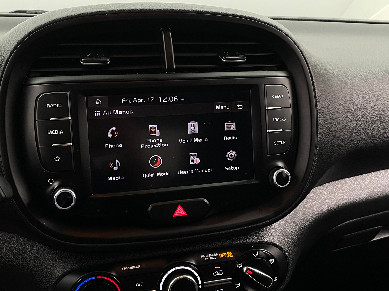 Thumbnail: 2023 Kia Soul - 4