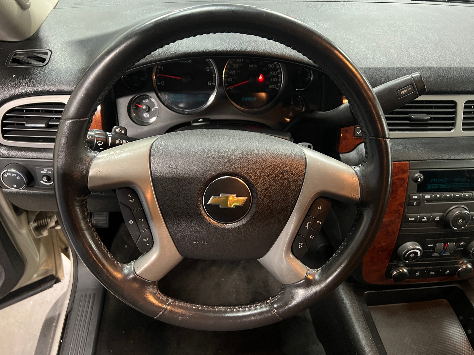 Thumbnail: 2013 Chevrolet Suburban - 5