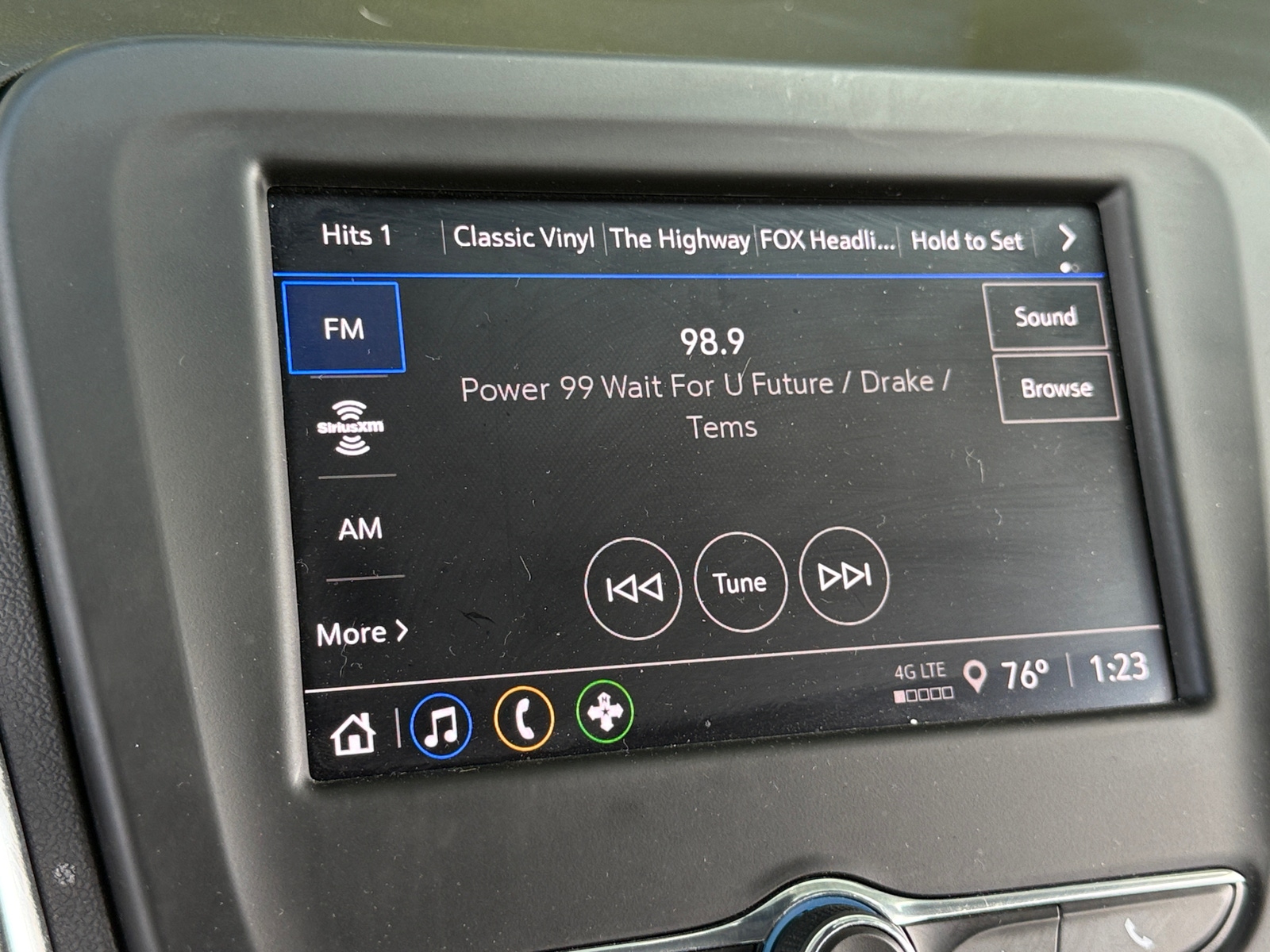 Thumbnail: 2024 Chevrolet Equinox - 4