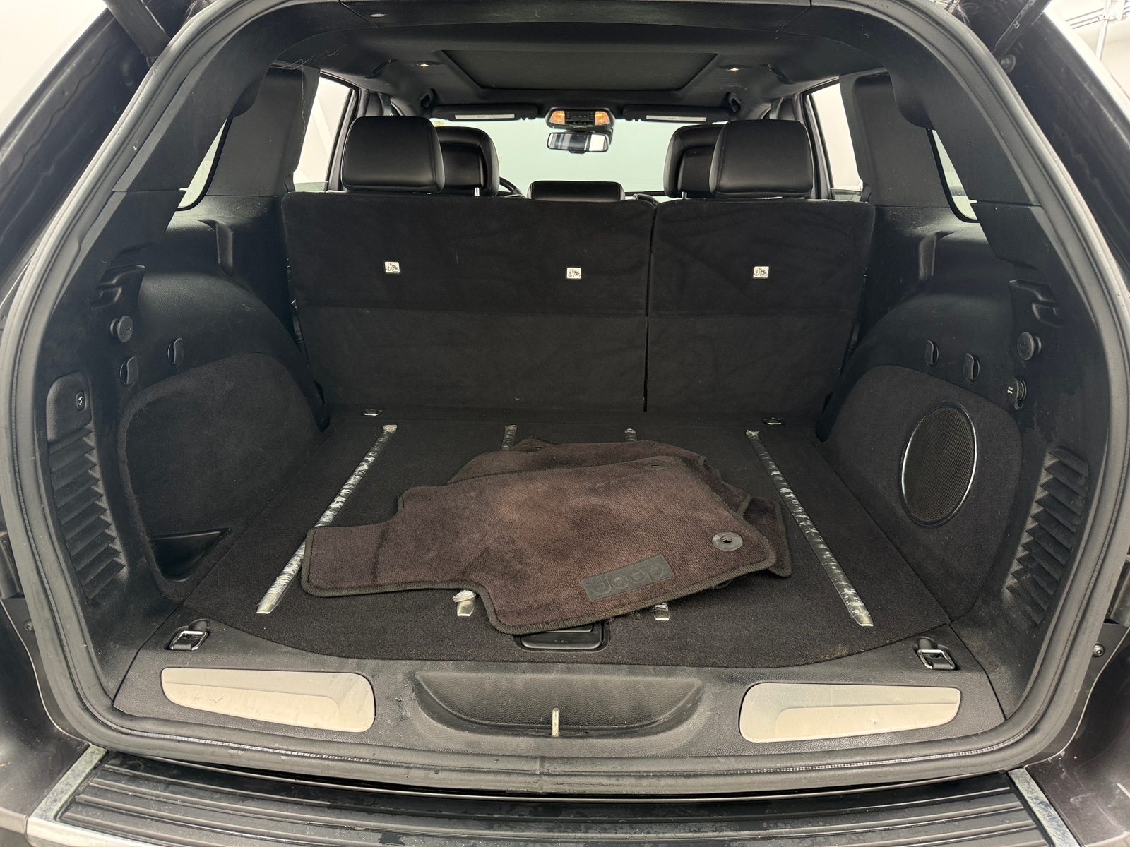 Thumbnail: 2016 Jeep Grand Cherokee - 7