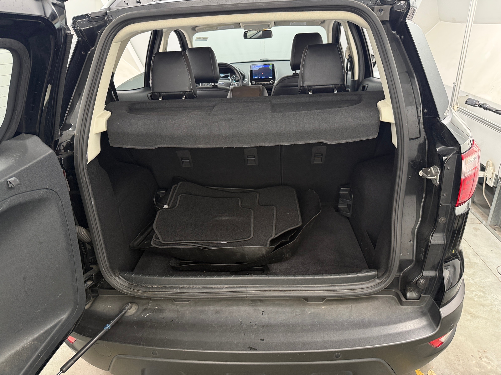 Thumbnail: 2020 Ford EcoSport - 6