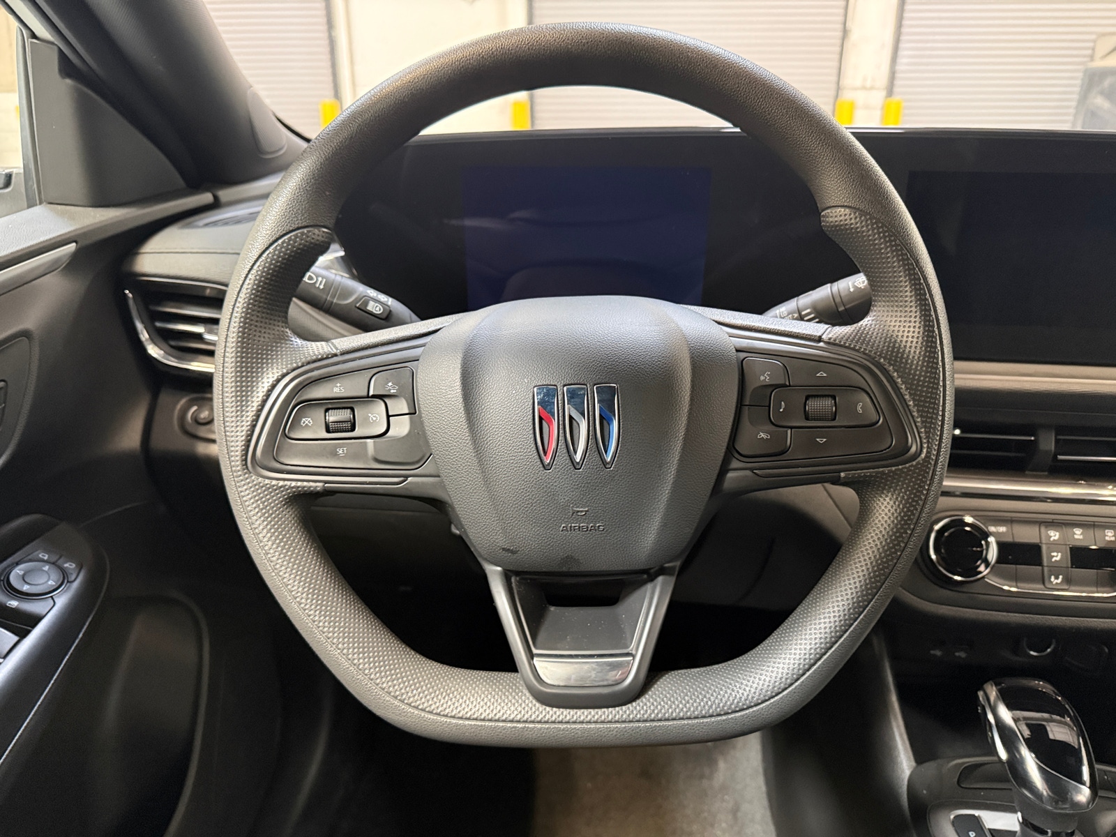 Thumbnail: 2025 Buick Envista - 4