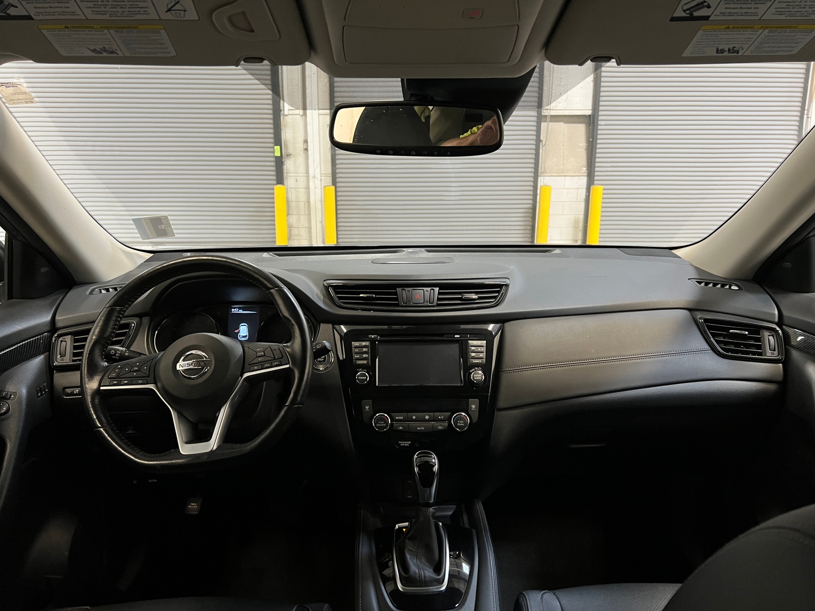 Thumbnail: 2017 Nissan Rogue - 2