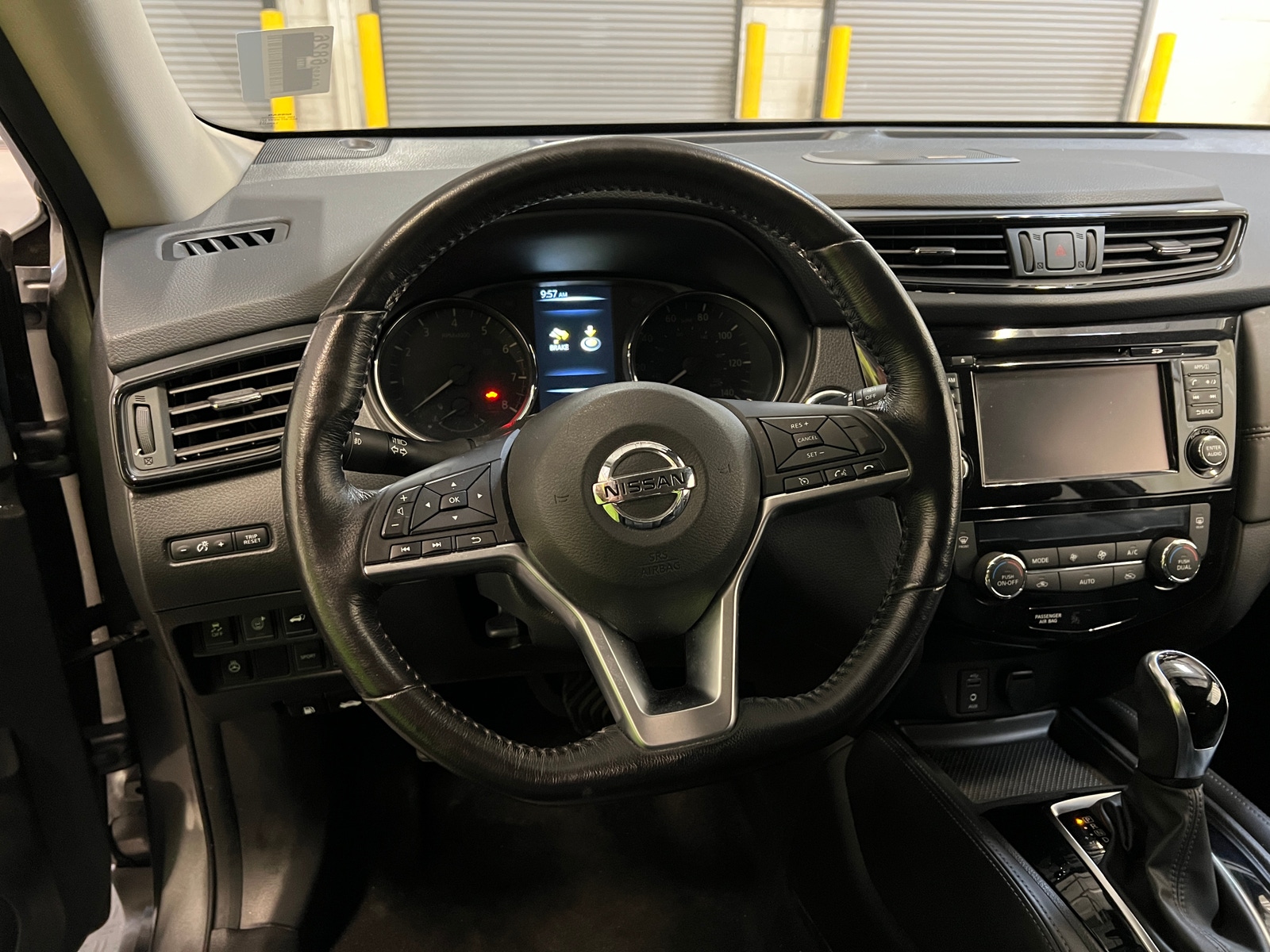 Thumbnail: 2017 Nissan Rogue - 4