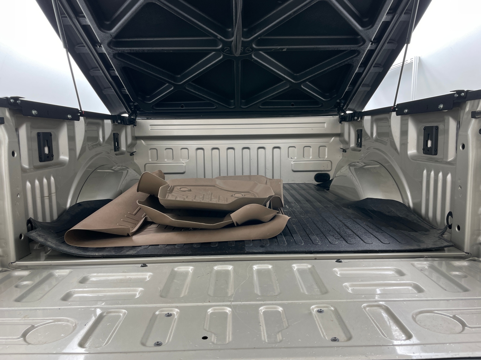 Thumbnail: 2017 Ford Econoline - 6