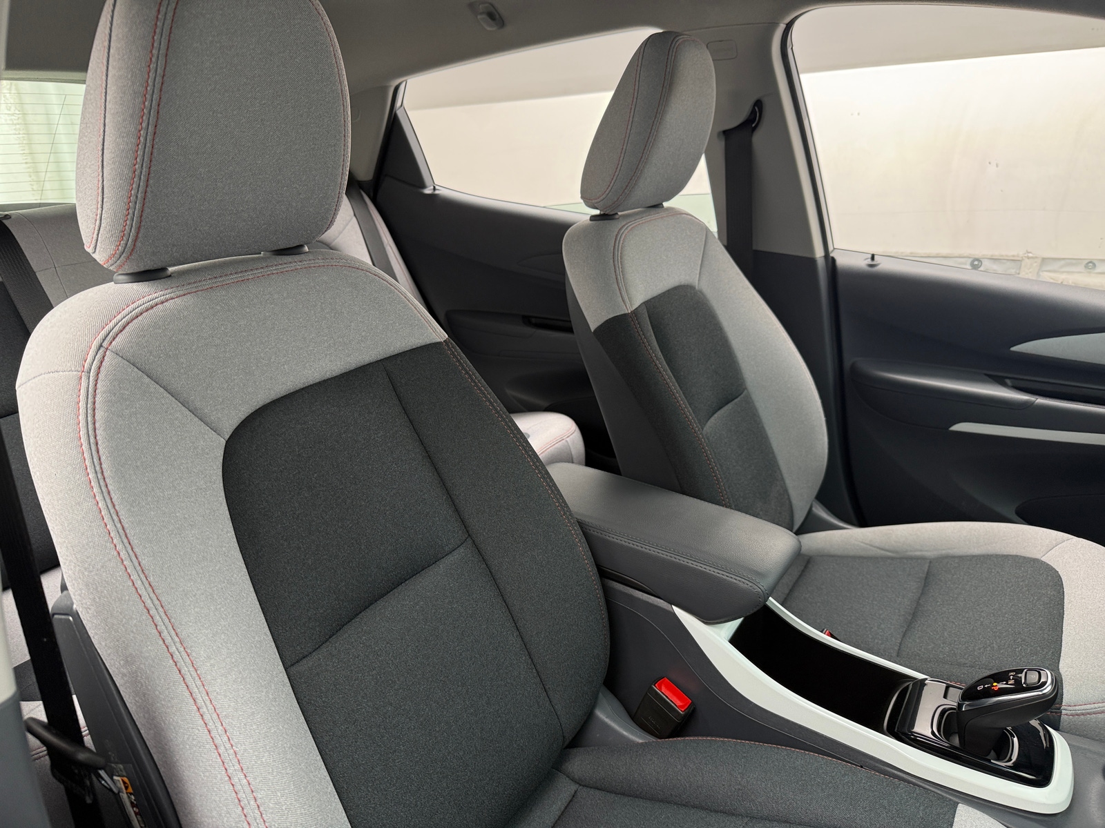 Thumbnail: 2021 Chevrolet Bolt EV - 2