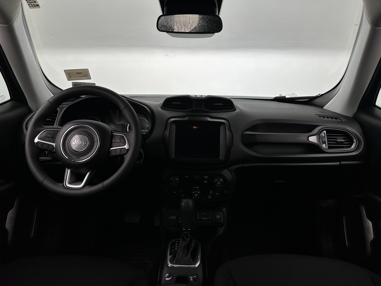 Thumbnail: 2023 Jeep Renegade - 3