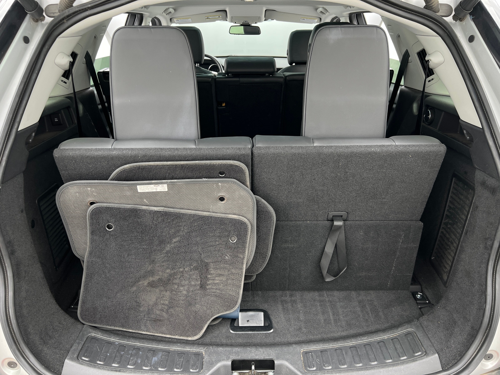 Thumbnail: 2019 Land Rover Discovery Sport - 6