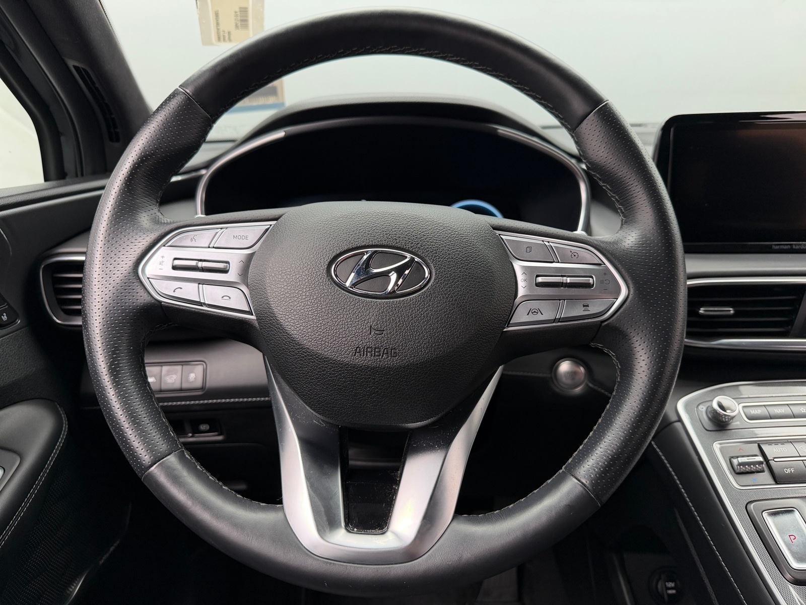 Thumbnail: 2022 Hyundai Santa Fe - 4