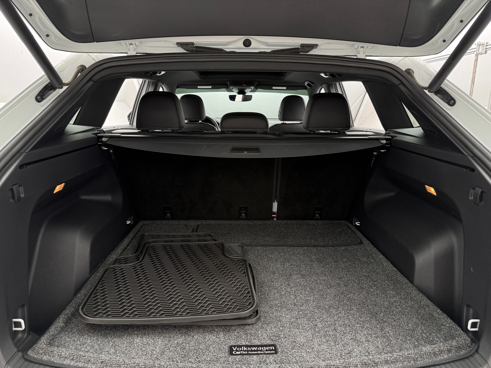 Thumbnail: 2021 Volkswagen Atlas - 6