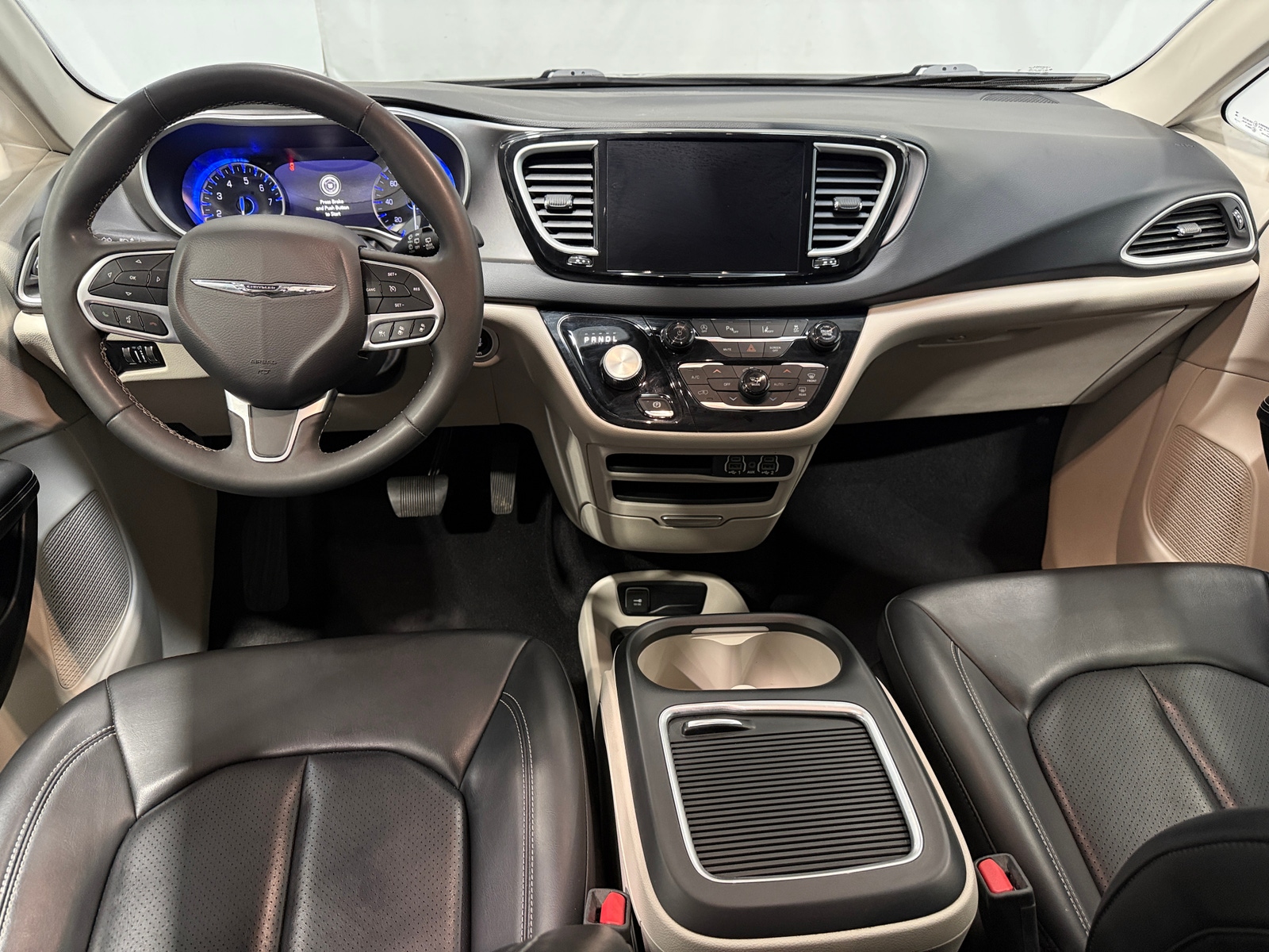 Thumbnail: 2023 Chrysler Pacifica - 2