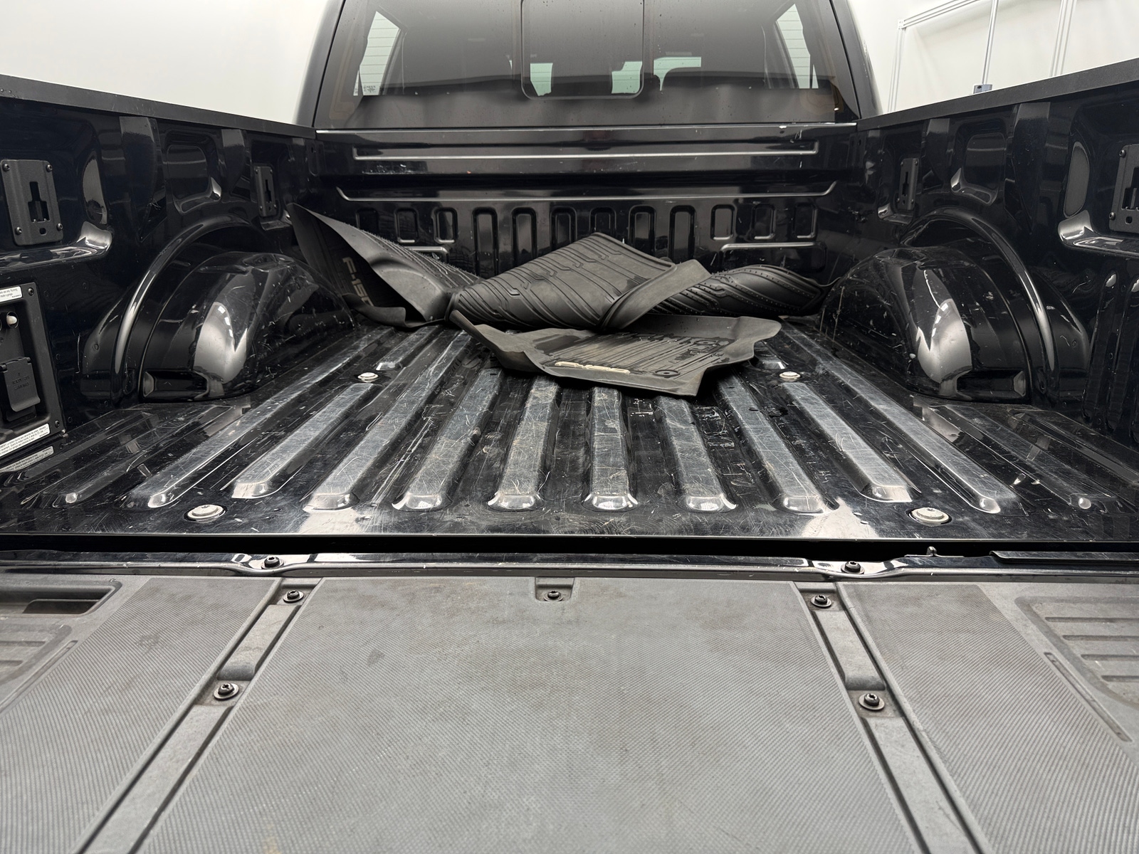 Thumbnail: 2022 Ford Econoline - 6