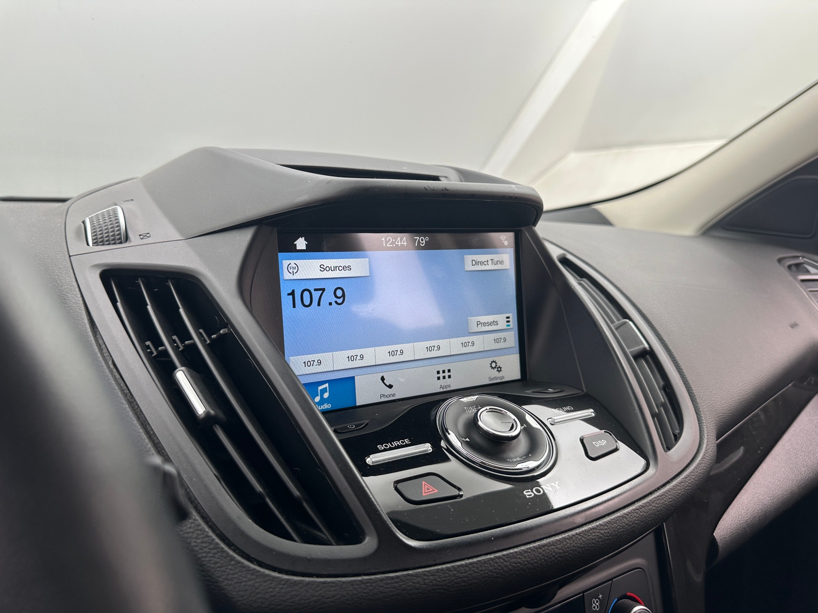 Thumbnail: 2017 Ford Escape - 3