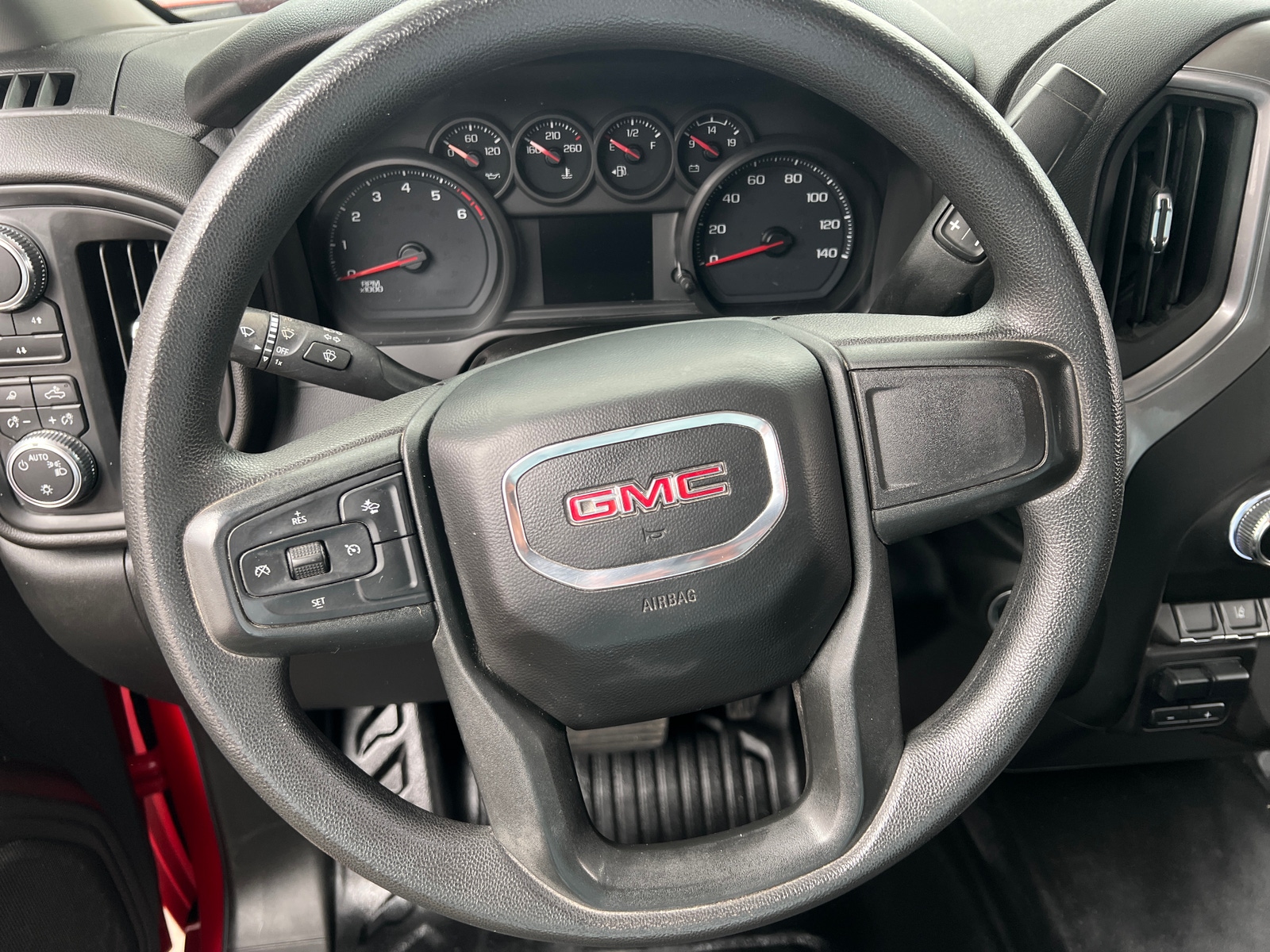 Thumbnail: 2024 GMC Sierra 2500 - 5