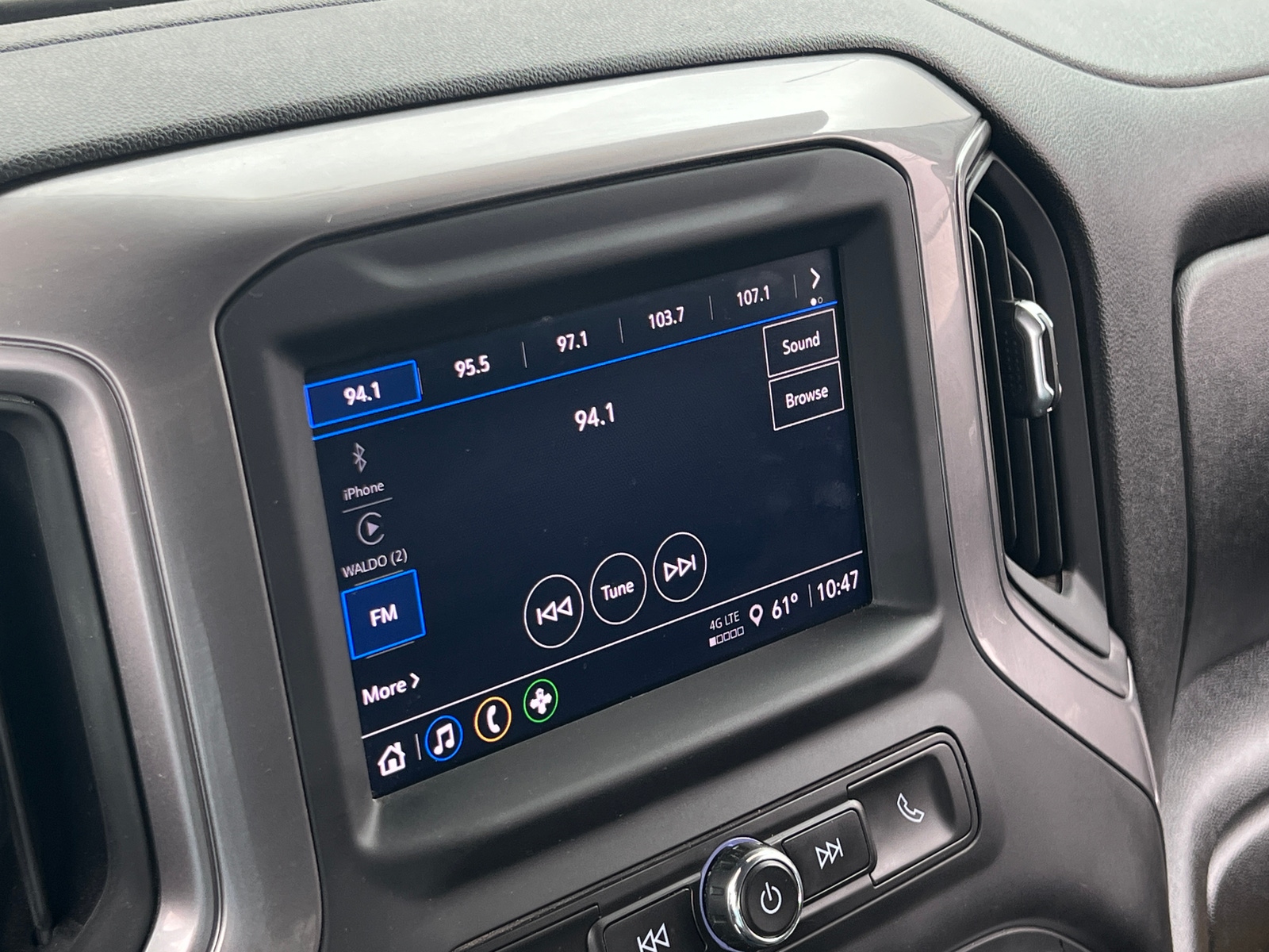 Thumbnail: 2024 GMC Sierra 2500 - 4