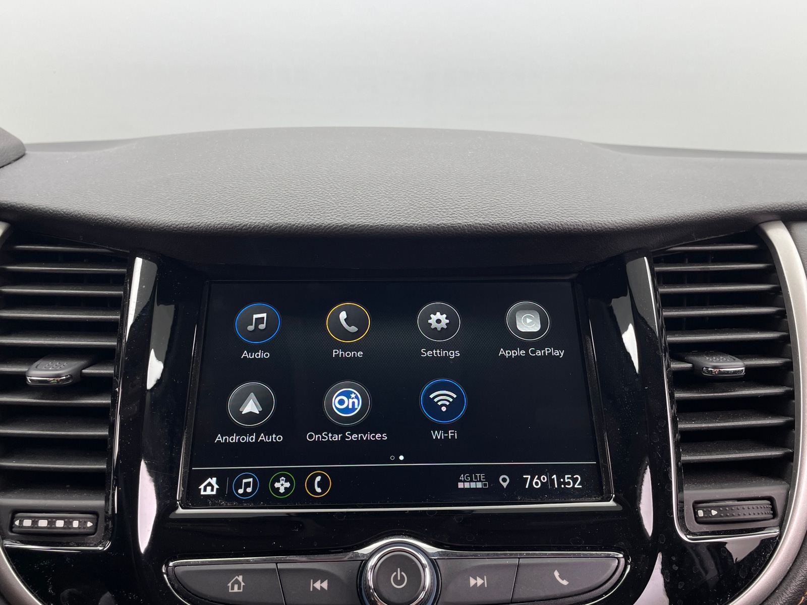 Thumbnail: 2019 Chevrolet Trax - 4