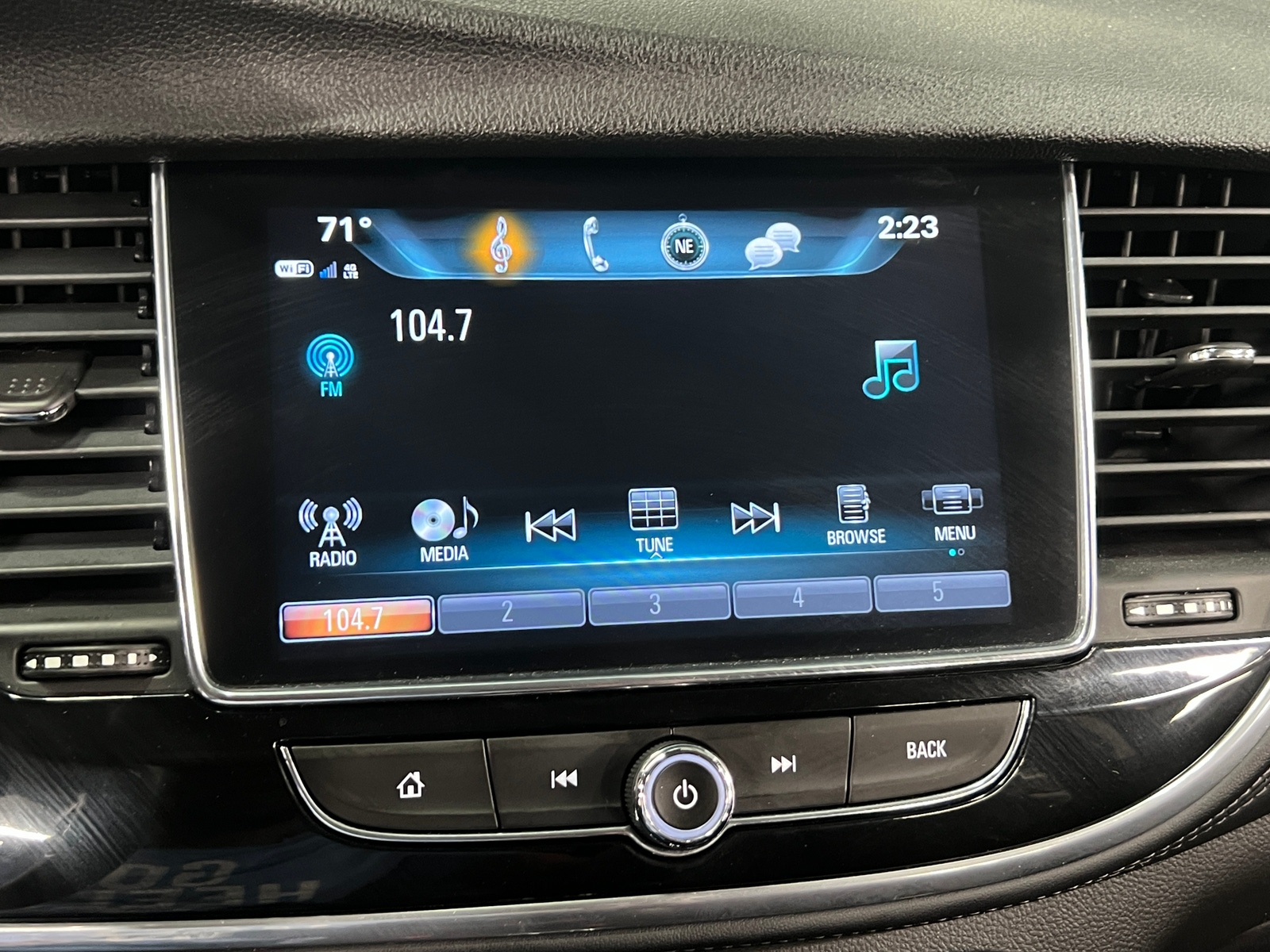 Thumbnail: 2020 Buick Encore - 4