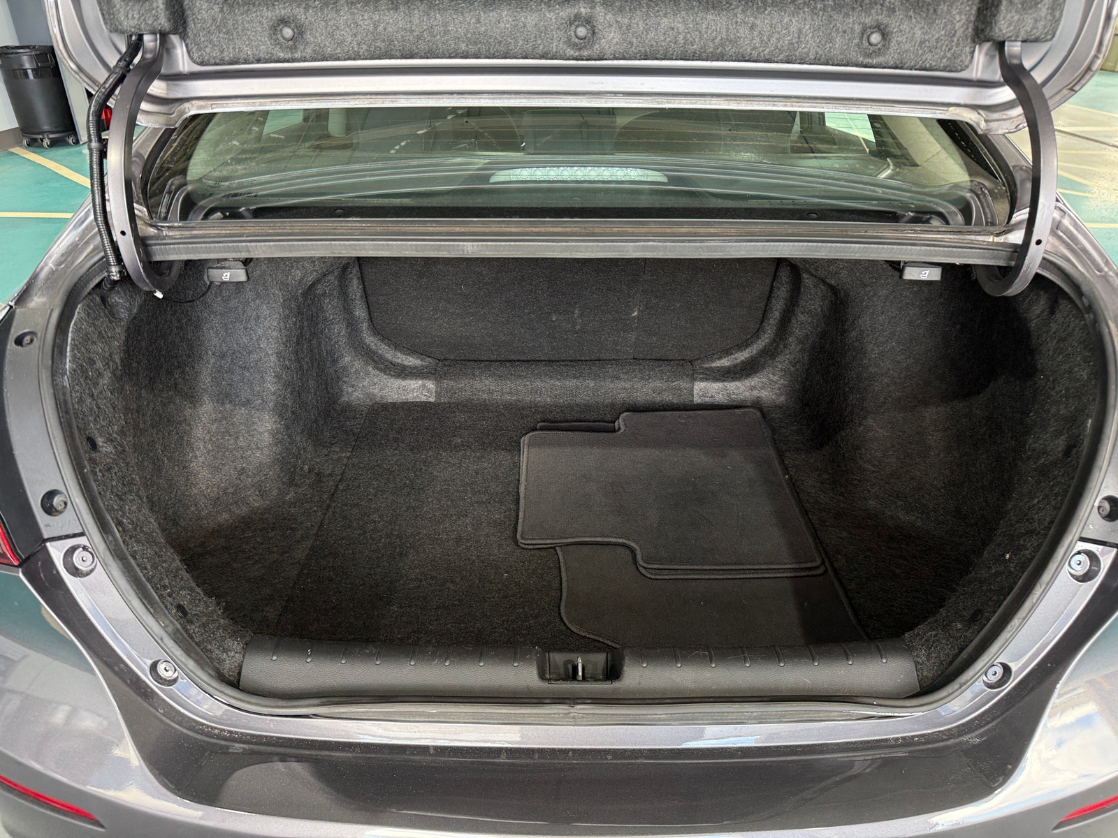 Thumbnail: 2019 Honda Insight - 7