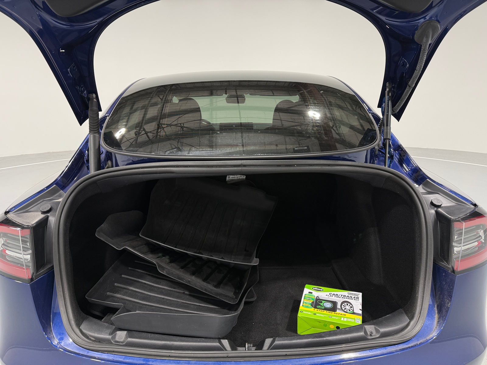 Thumbnail: 2023 Tesla Model 3 - 6