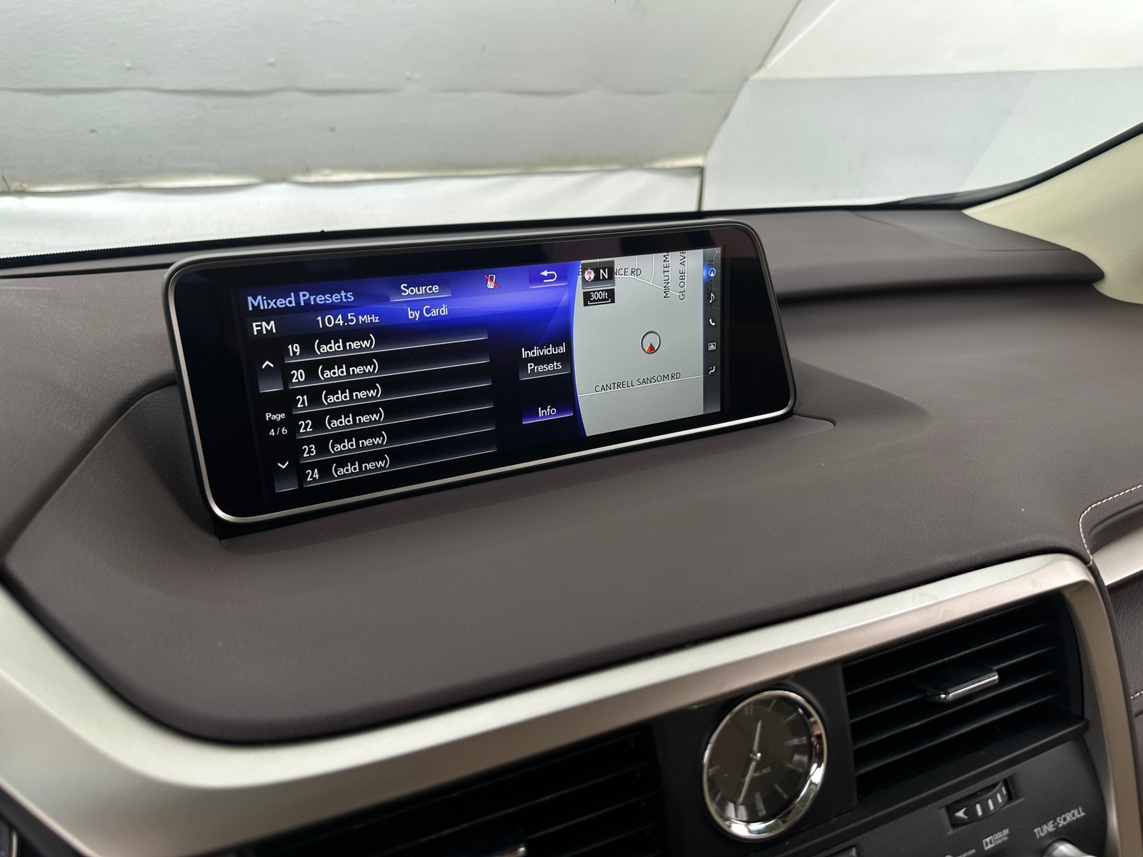 Thumbnail: 2018 Lexus RX - 3