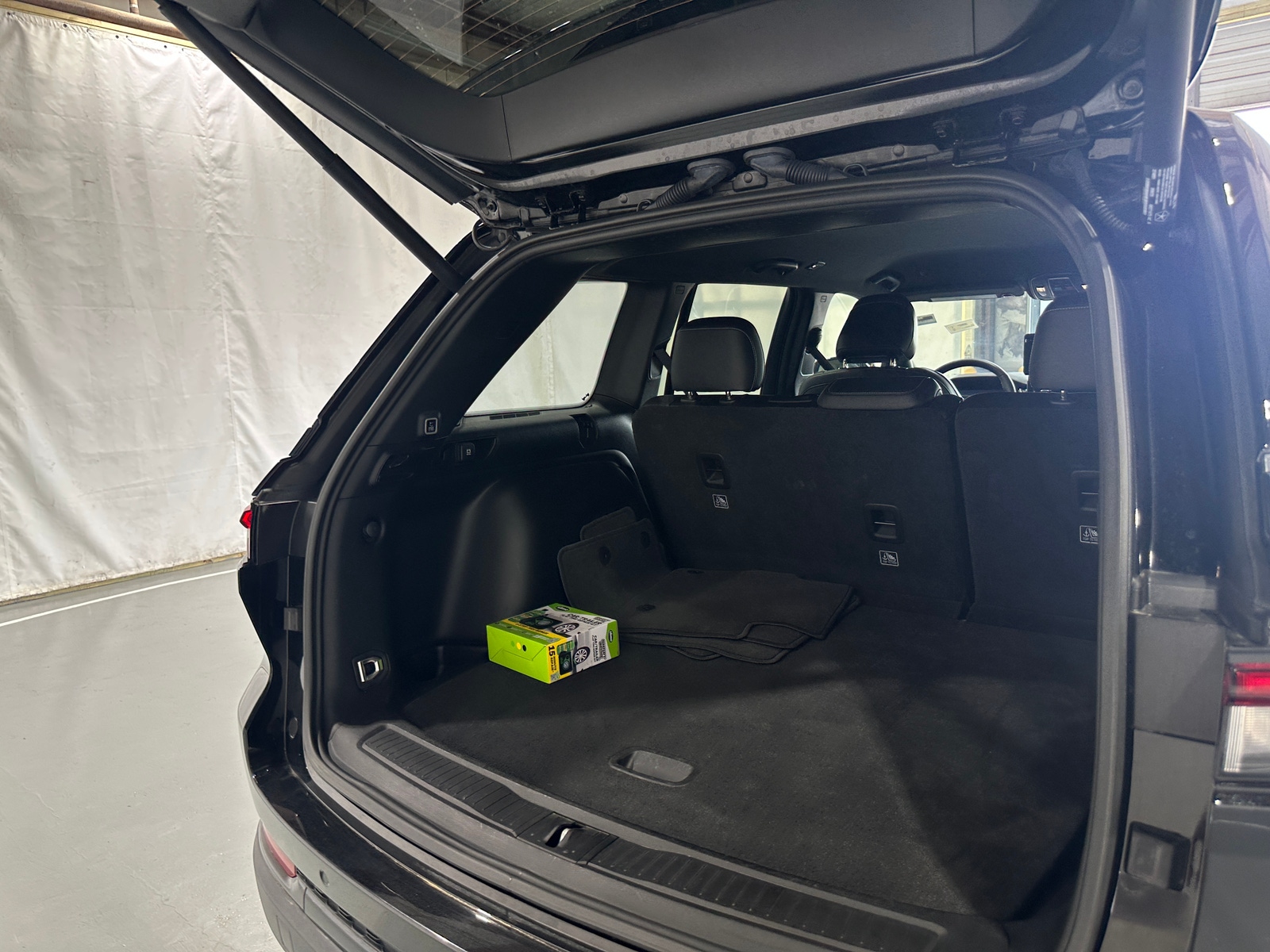 Thumbnail: 2025 Jeep Grand Cherokee - 6