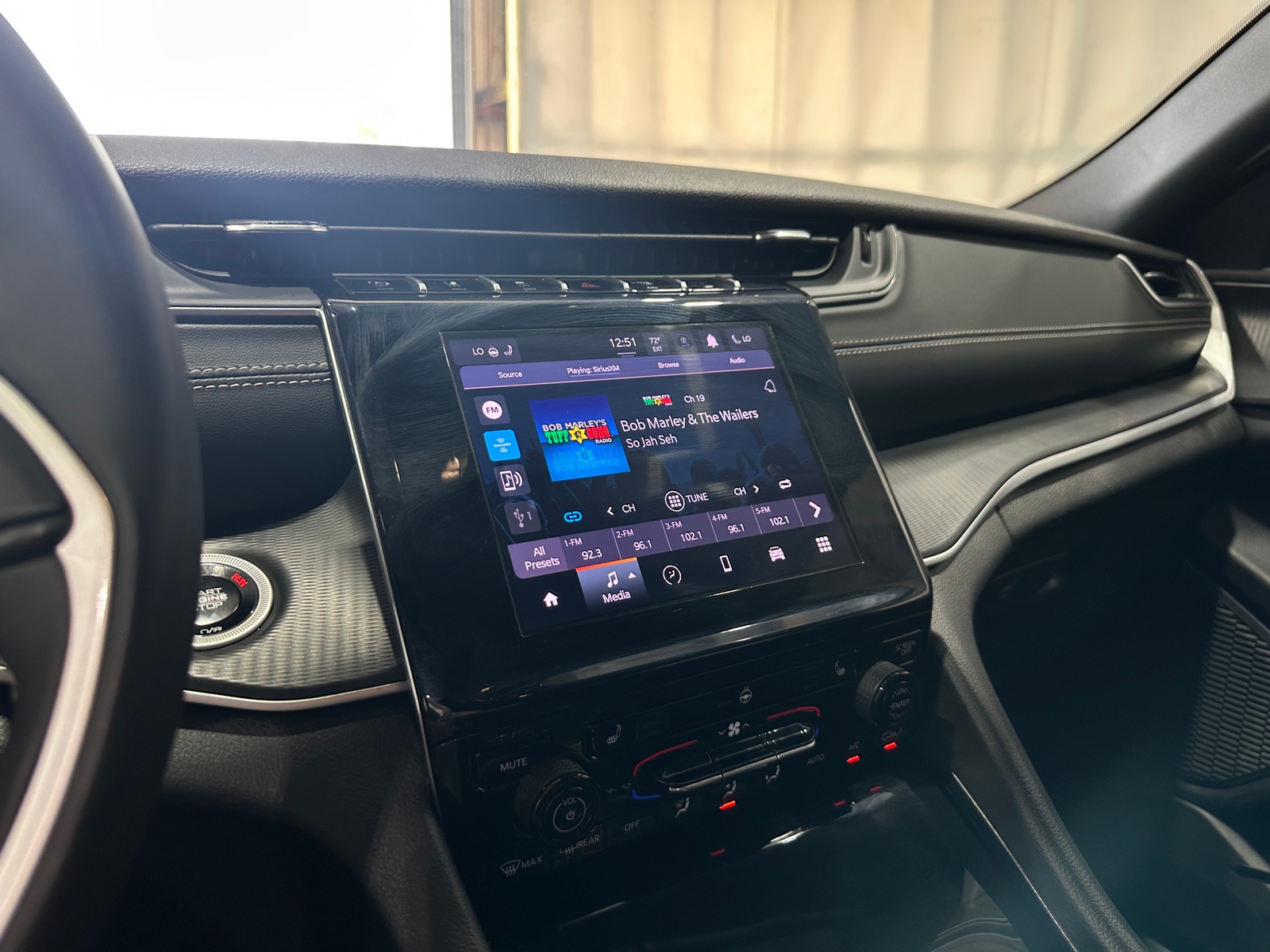 Thumbnail: 2025 Jeep Grand Cherokee - 3