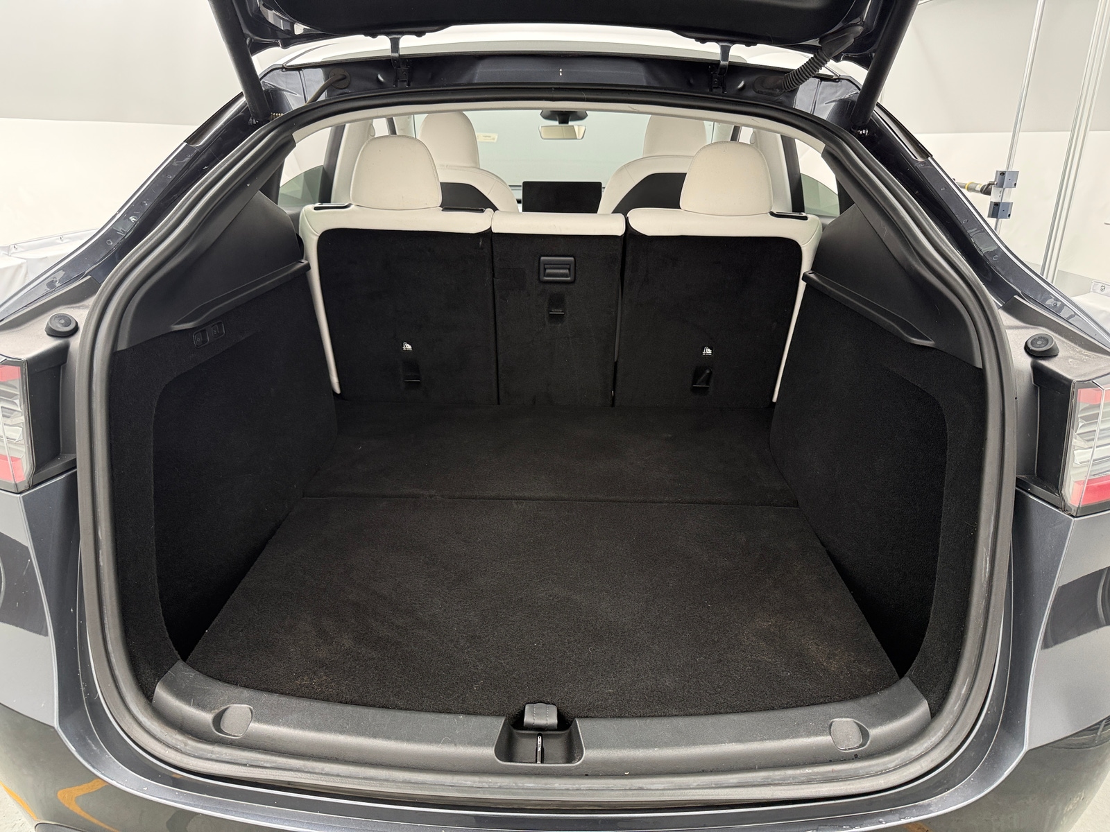 Thumbnail: 2023 Tesla Model Y - 6