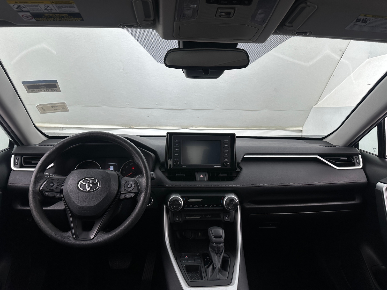 Thumbnail: 2022 Toyota RAV4 - 3