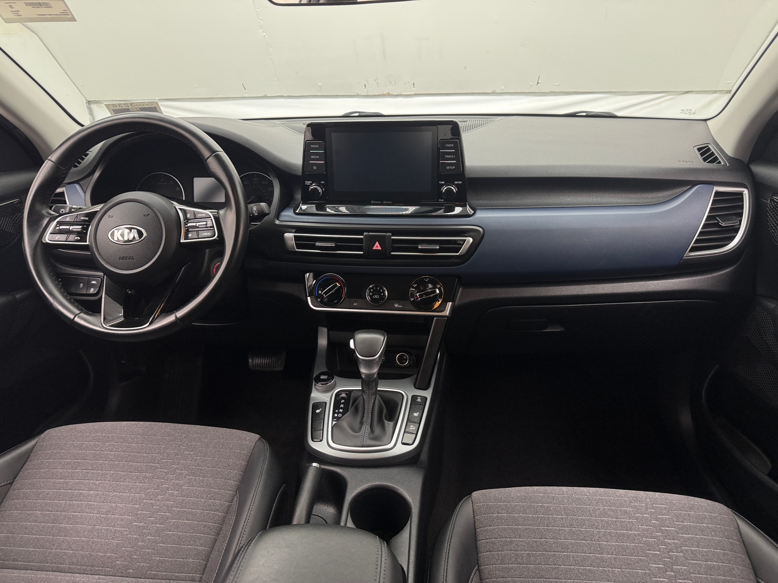 Thumbnail: 2021 Kia Seltos - 3