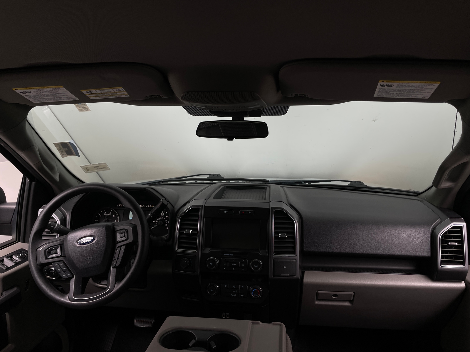 Thumbnail: 2019 Ford Econoline - 3