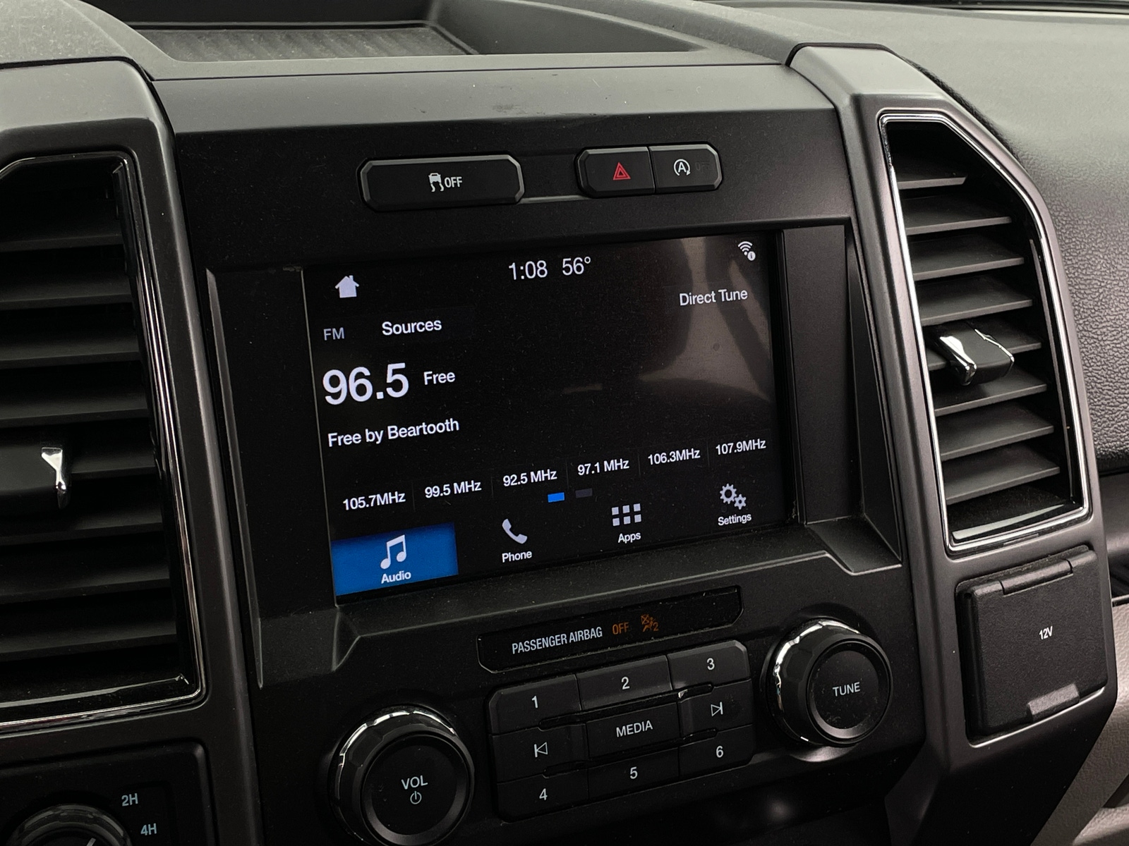 Thumbnail: 2019 Ford Econoline - 4