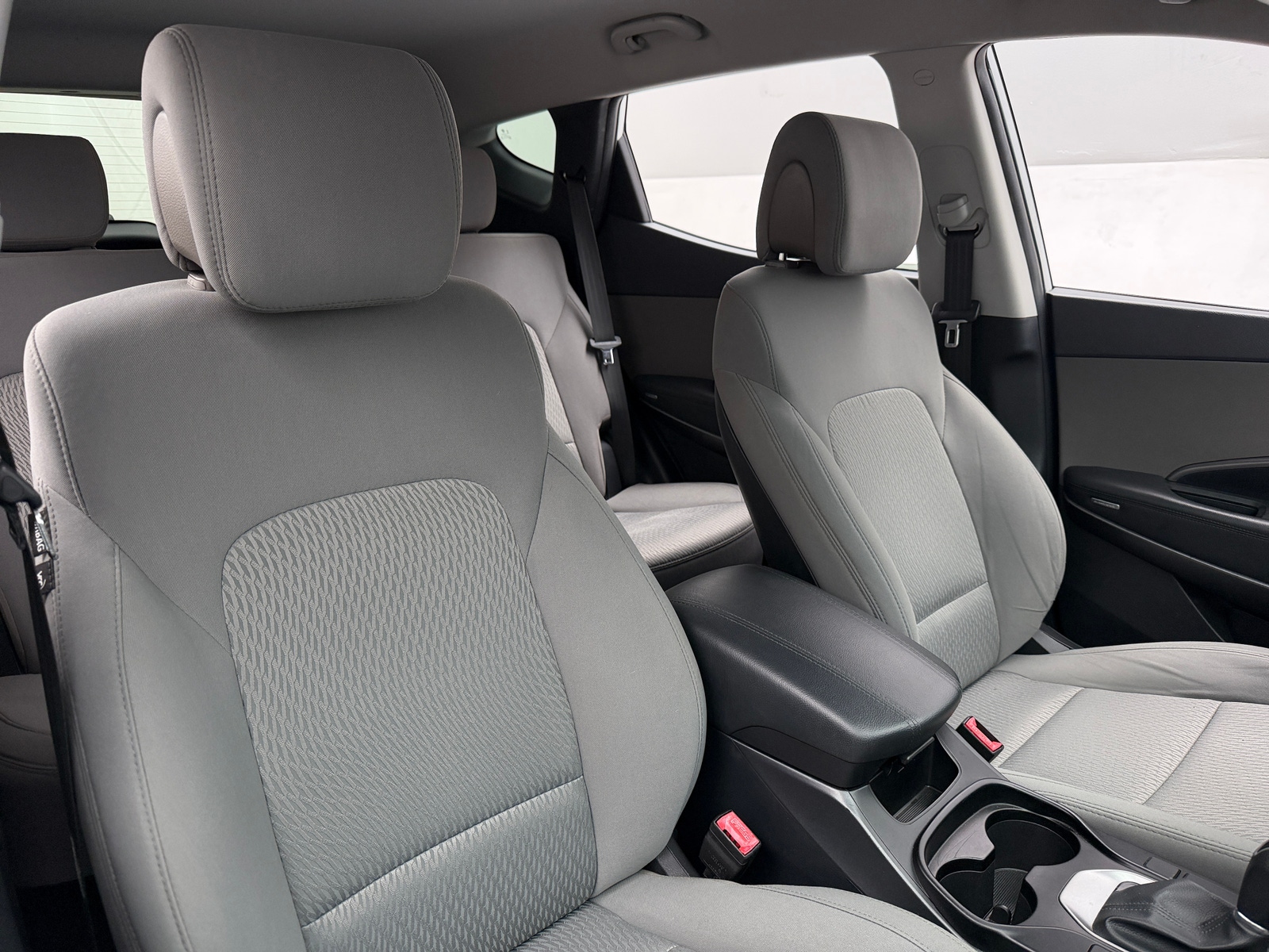 Thumbnail: 2017 Hyundai Santa Fe - 2