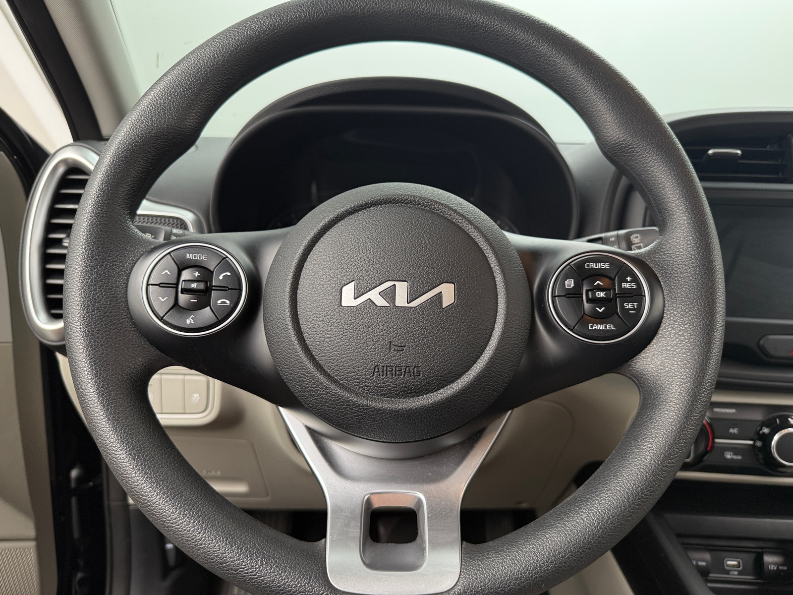 Thumbnail: 2022 Kia Soul - 5
