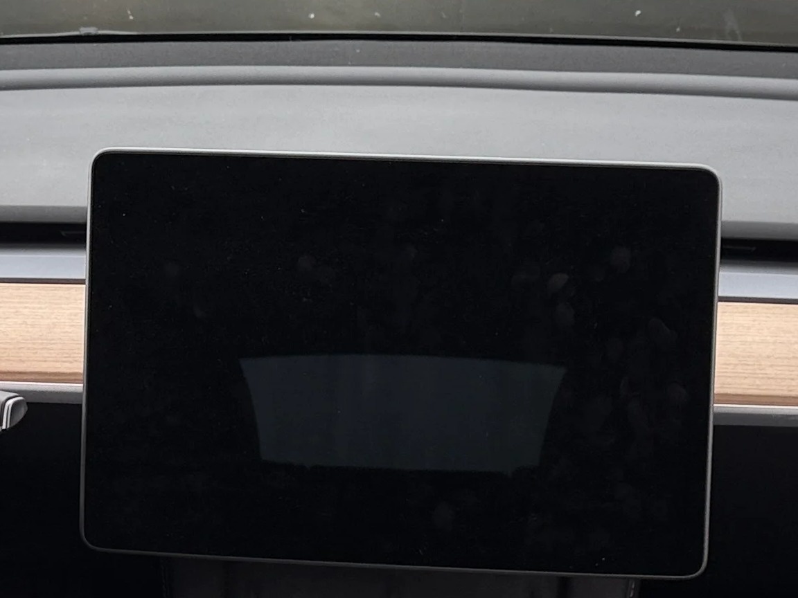 Thumbnail: 2025 Tesla Model Y - 3