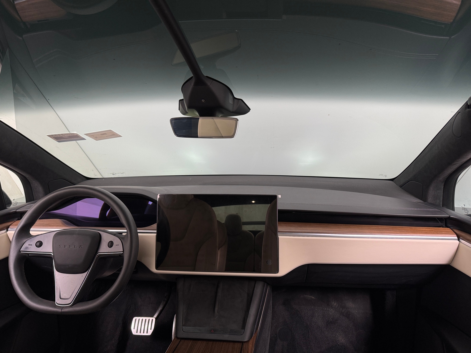 Thumbnail: 2023 Tesla Model X - 2