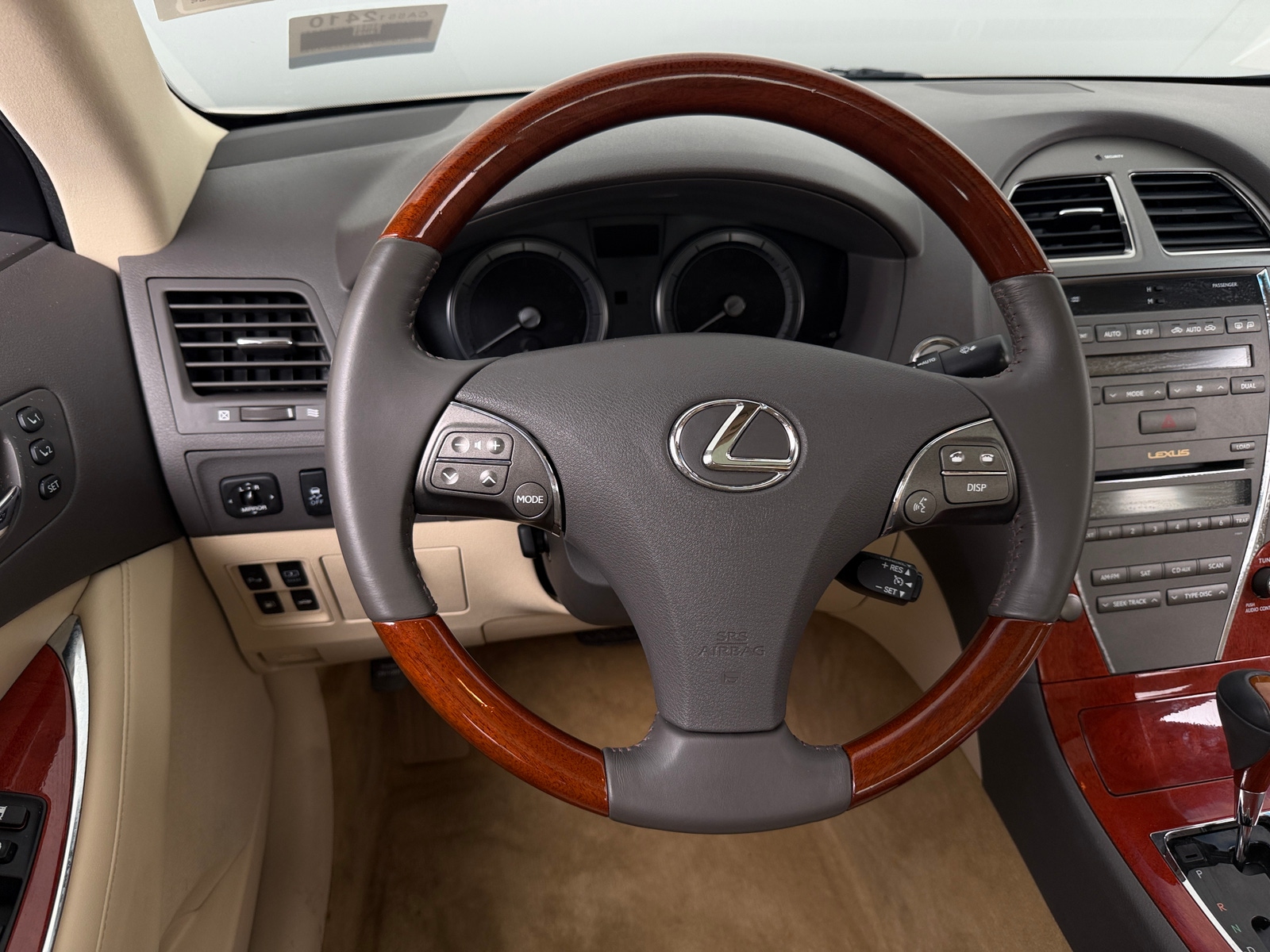 Thumbnail: 2011 Lexus ES - 4
