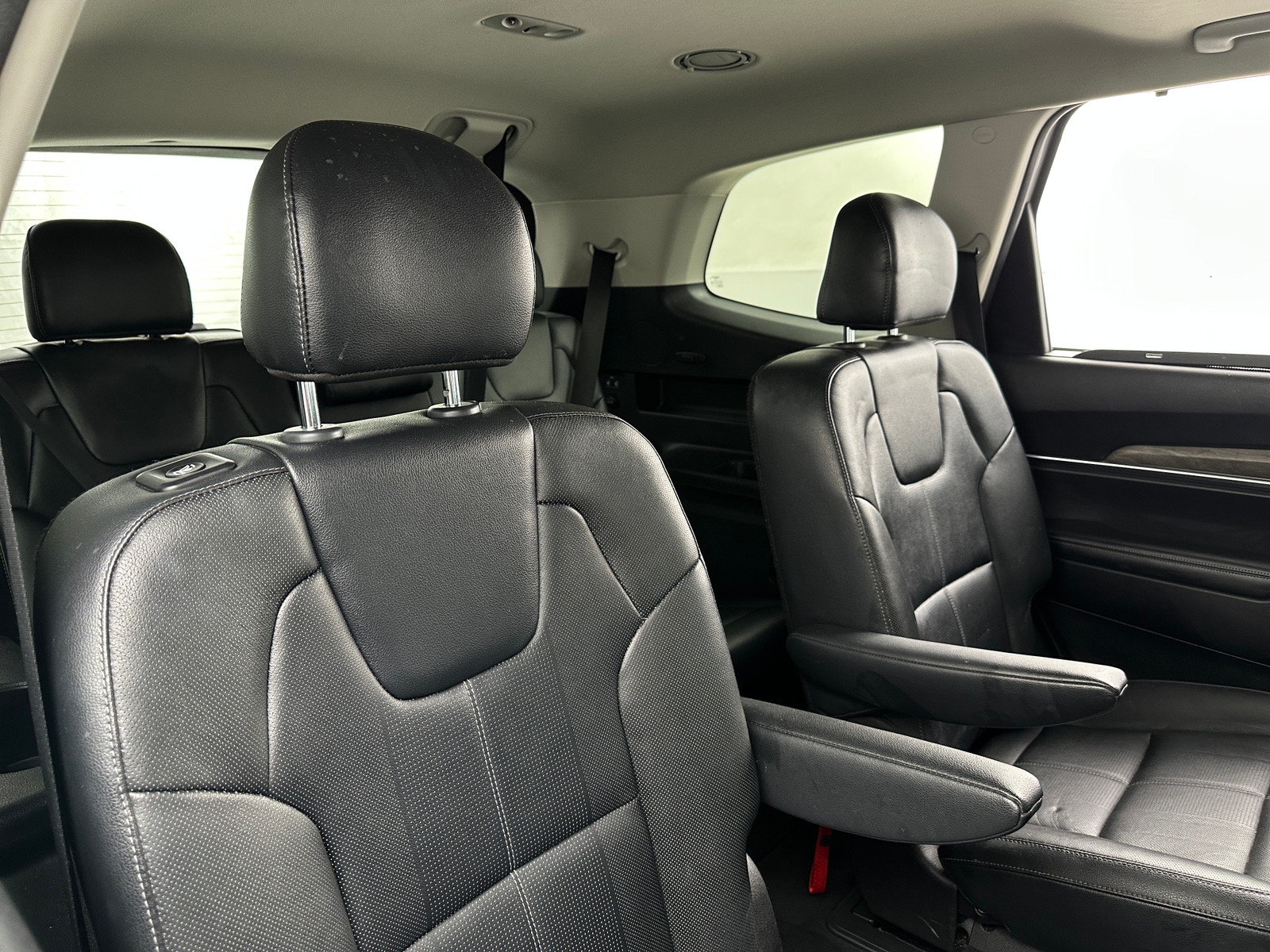 Thumbnail: 2022 Kia Telluride - 5