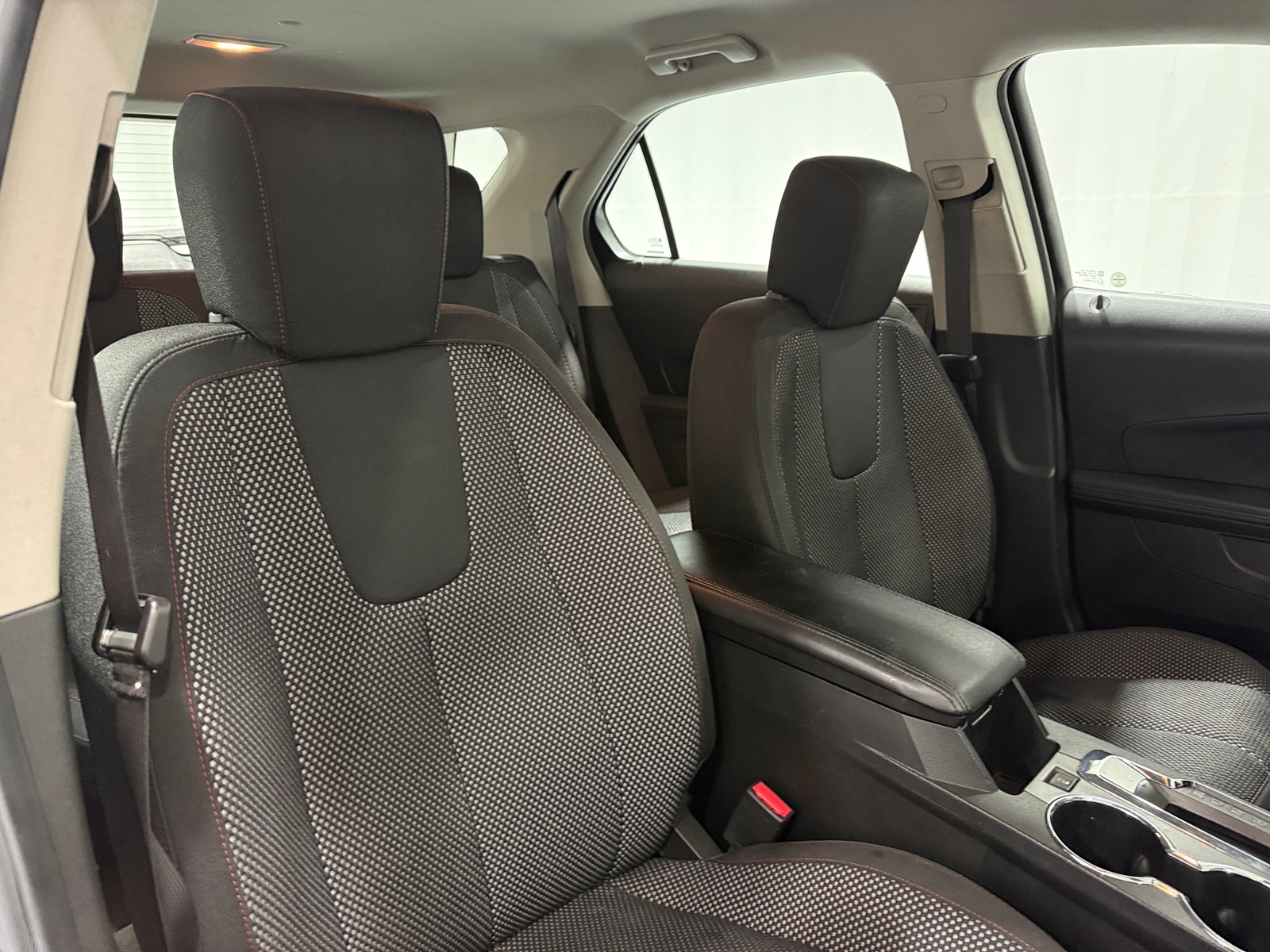 Thumbnail: 2017 Chevrolet Equinox - 2