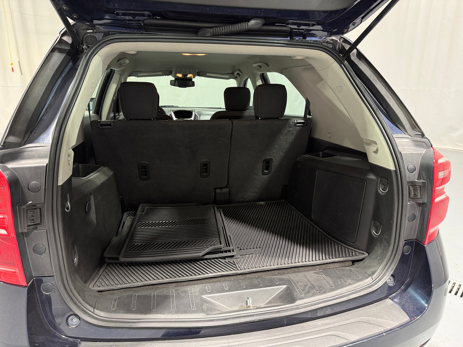 Thumbnail: 2017 Chevrolet Equinox - 7