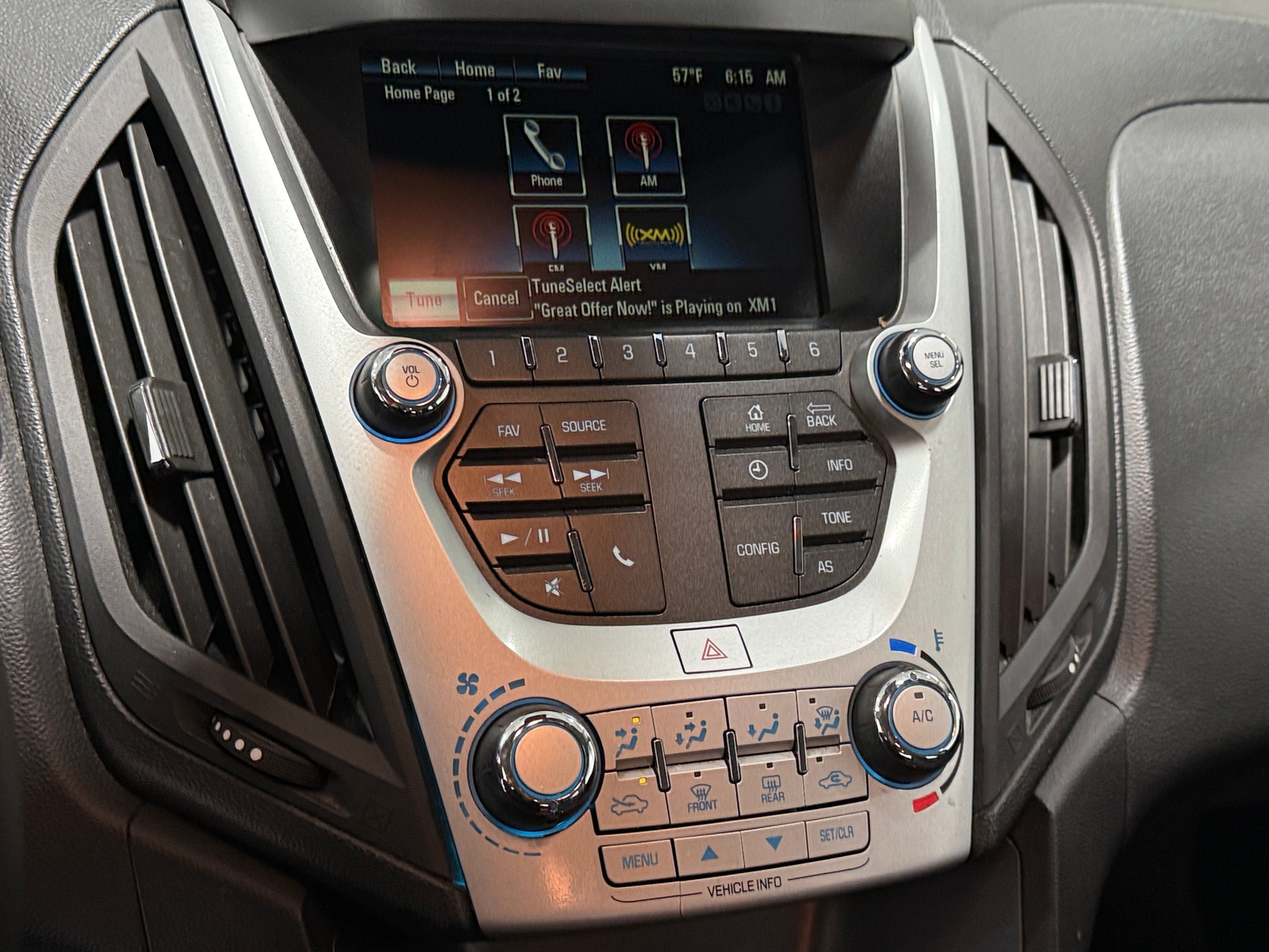 Thumbnail: 2017 Chevrolet Equinox - 4