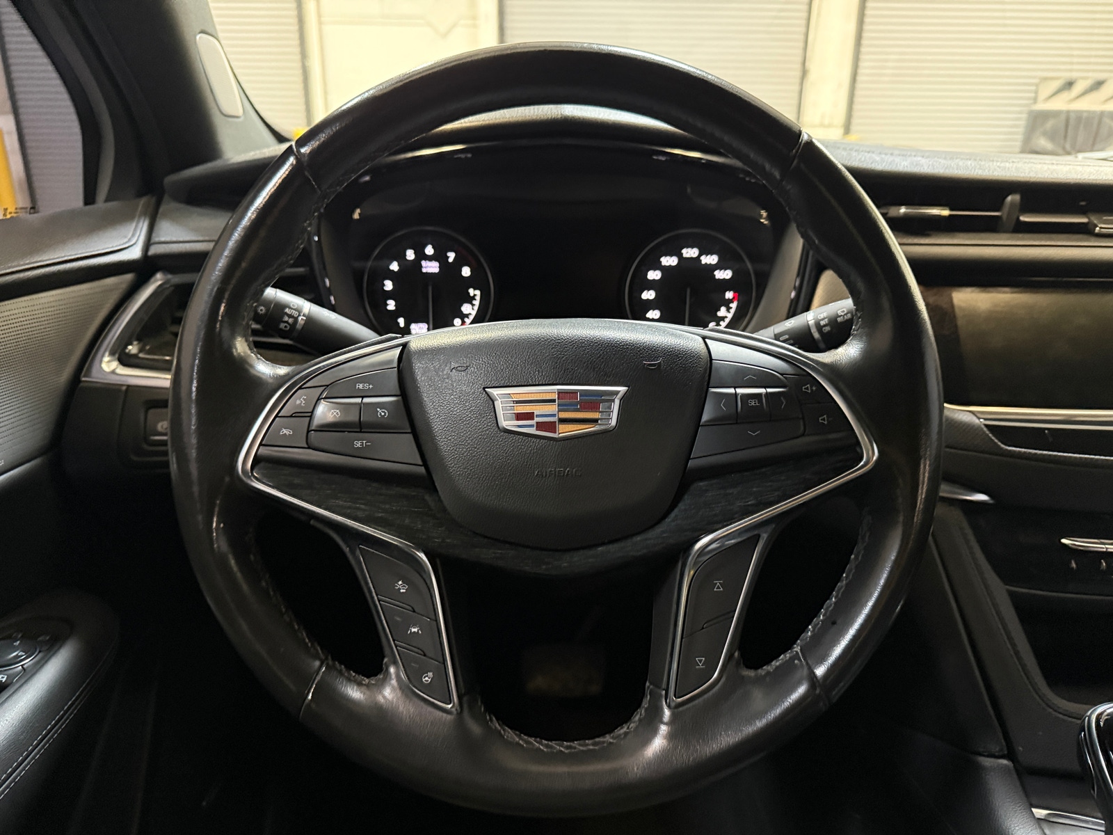 Thumbnail: 2021 Cadillac XT5 - 4