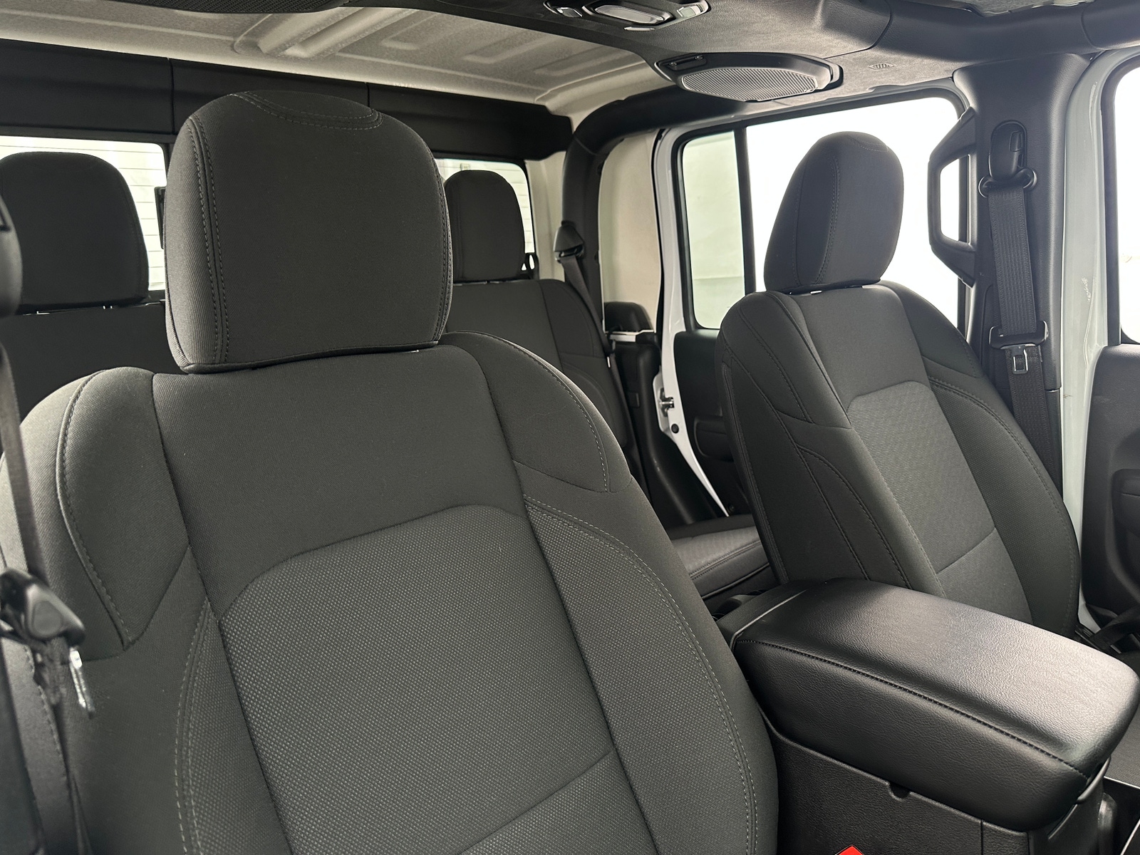 Thumbnail: 2022 Jeep Gladiator - 2