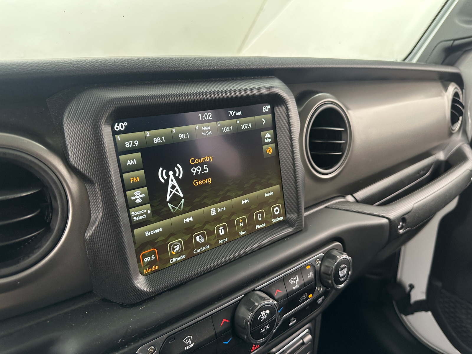 Thumbnail: 2022 Jeep Gladiator - 4