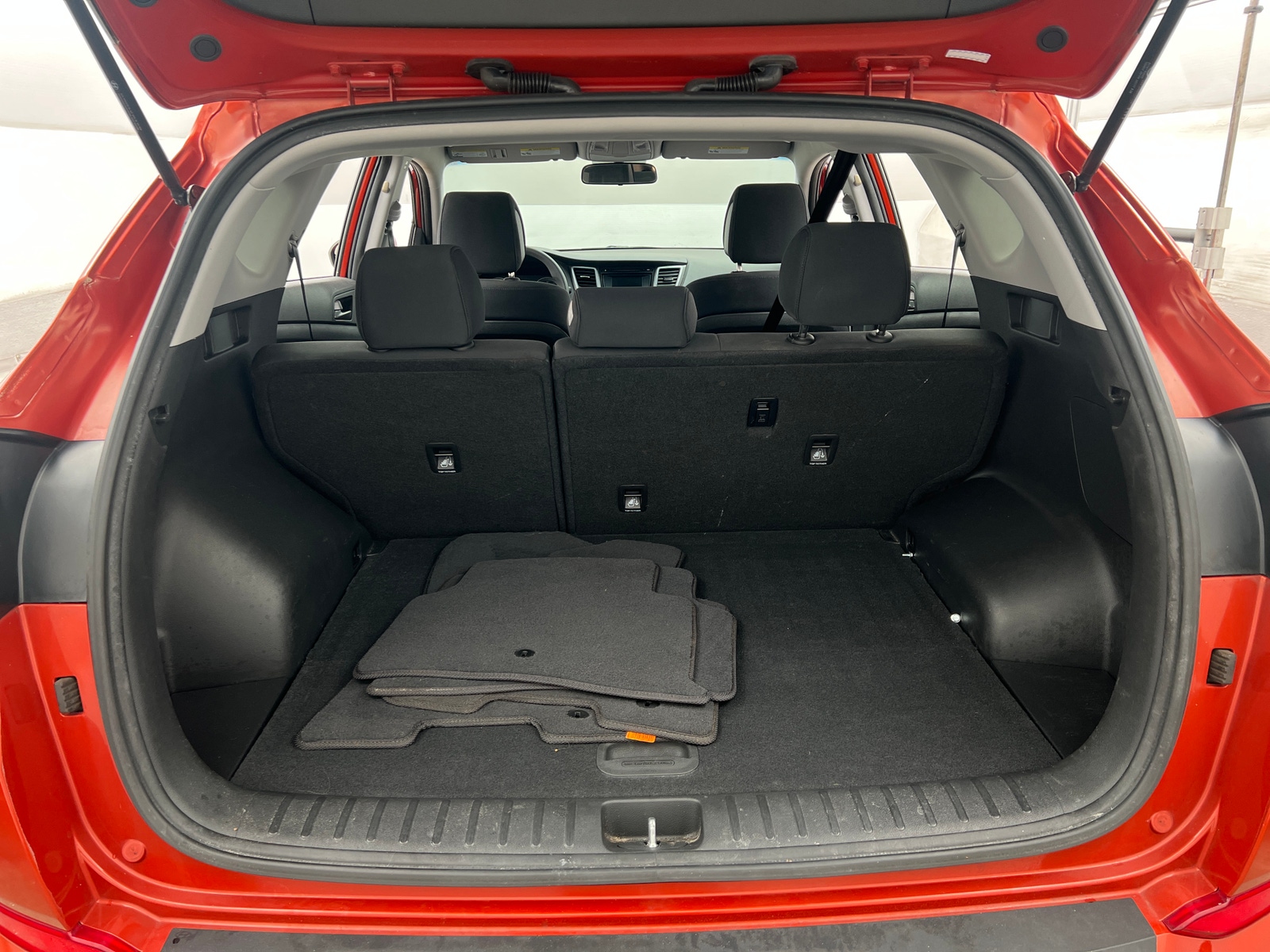 Thumbnail: 2017 Hyundai Tucson - 7