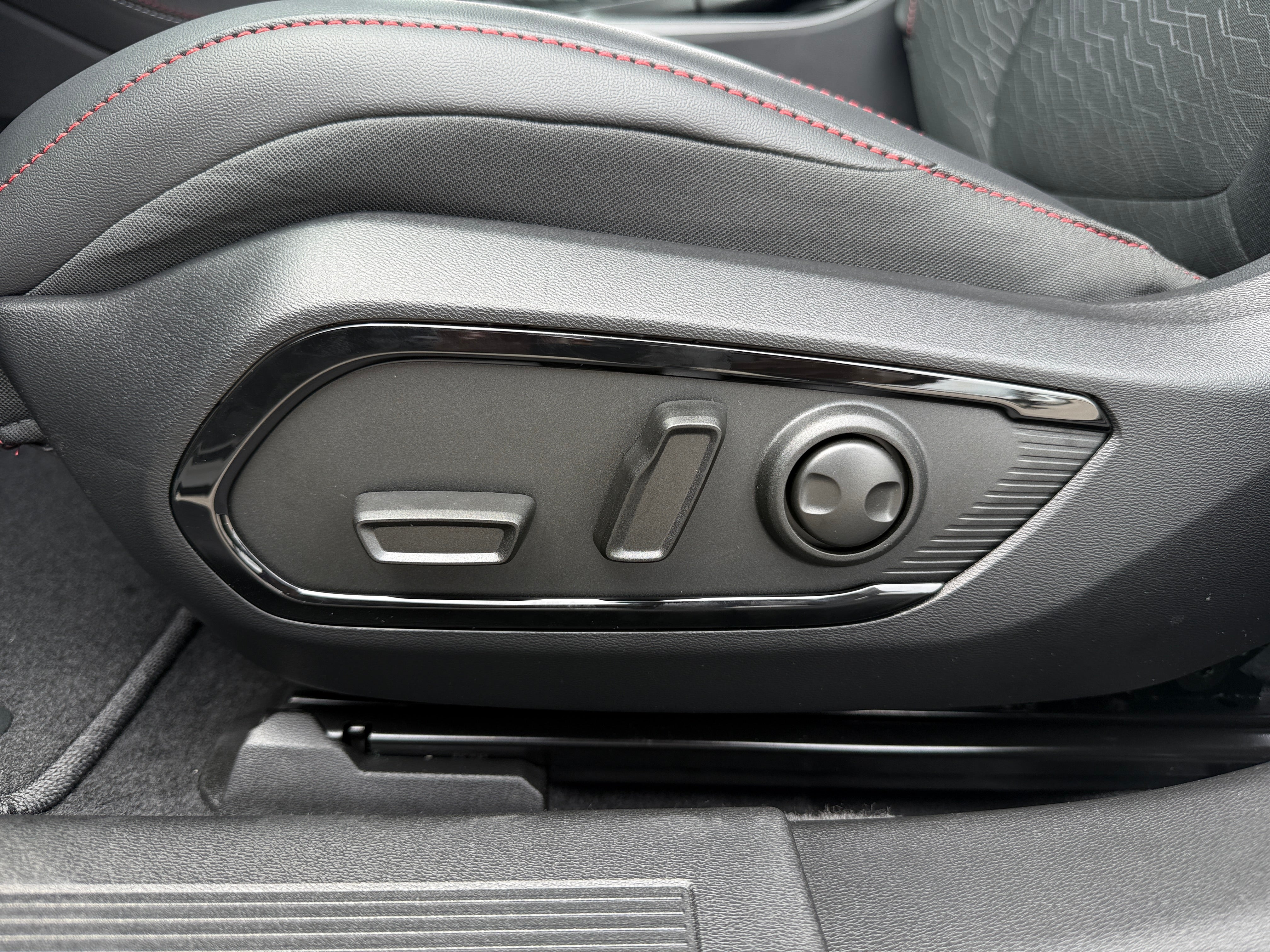 2026 Dodge Charger Scat Pack - Photo 10