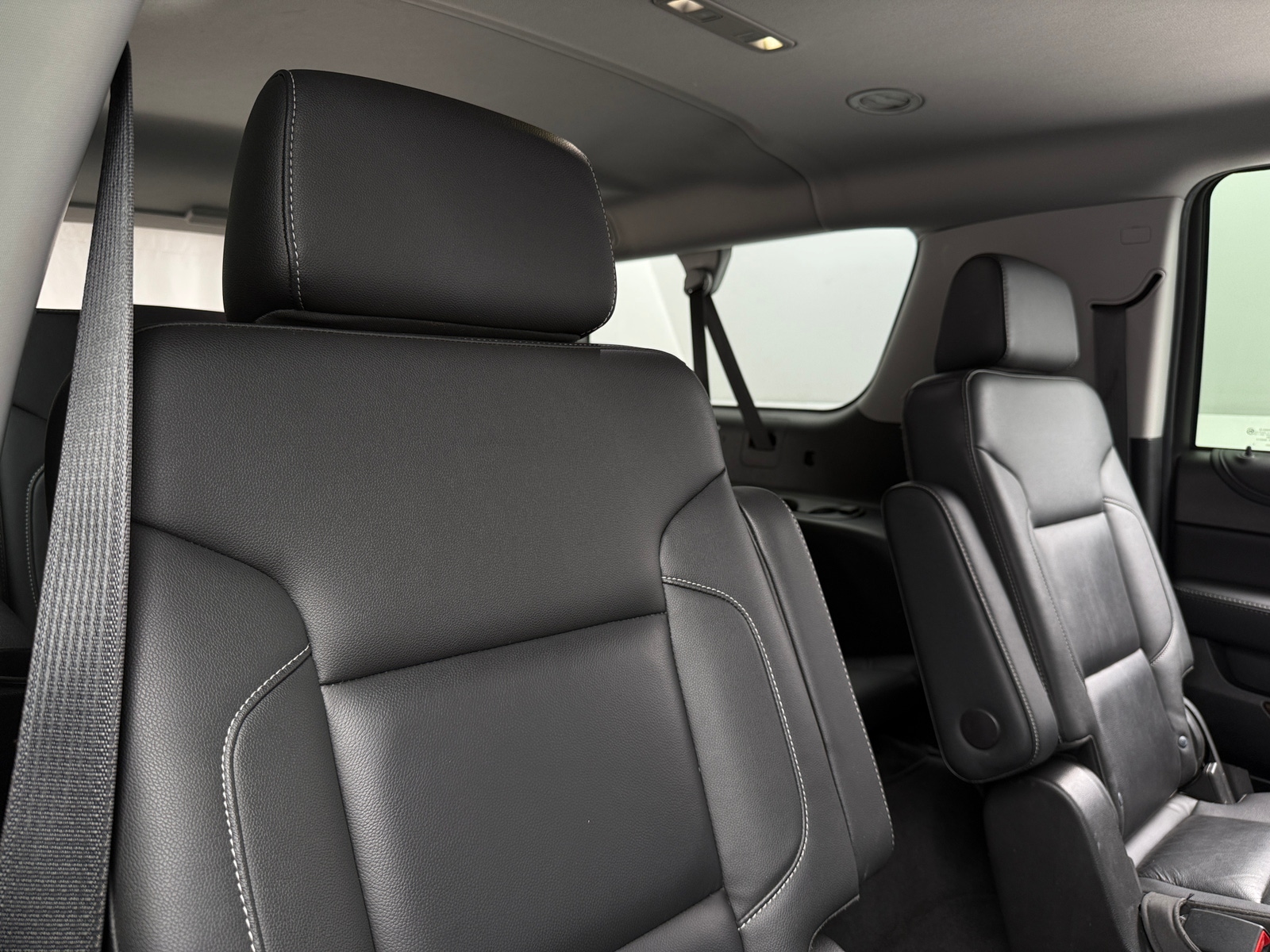 Thumbnail: 2019 Chevrolet Suburban - 5